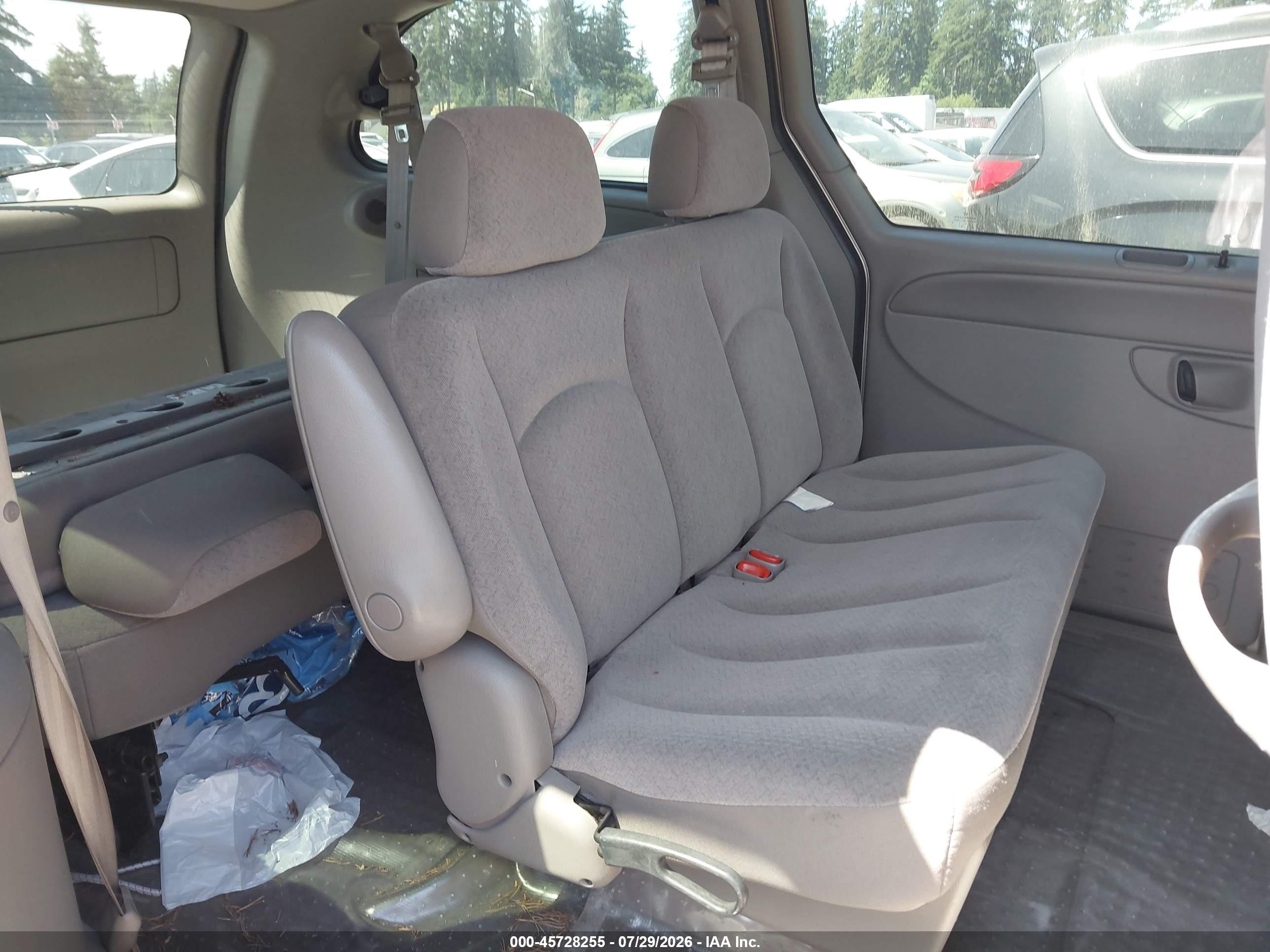 2002 Chrysler Town & Country Lx Gold vin: 2C4GP44332R729253