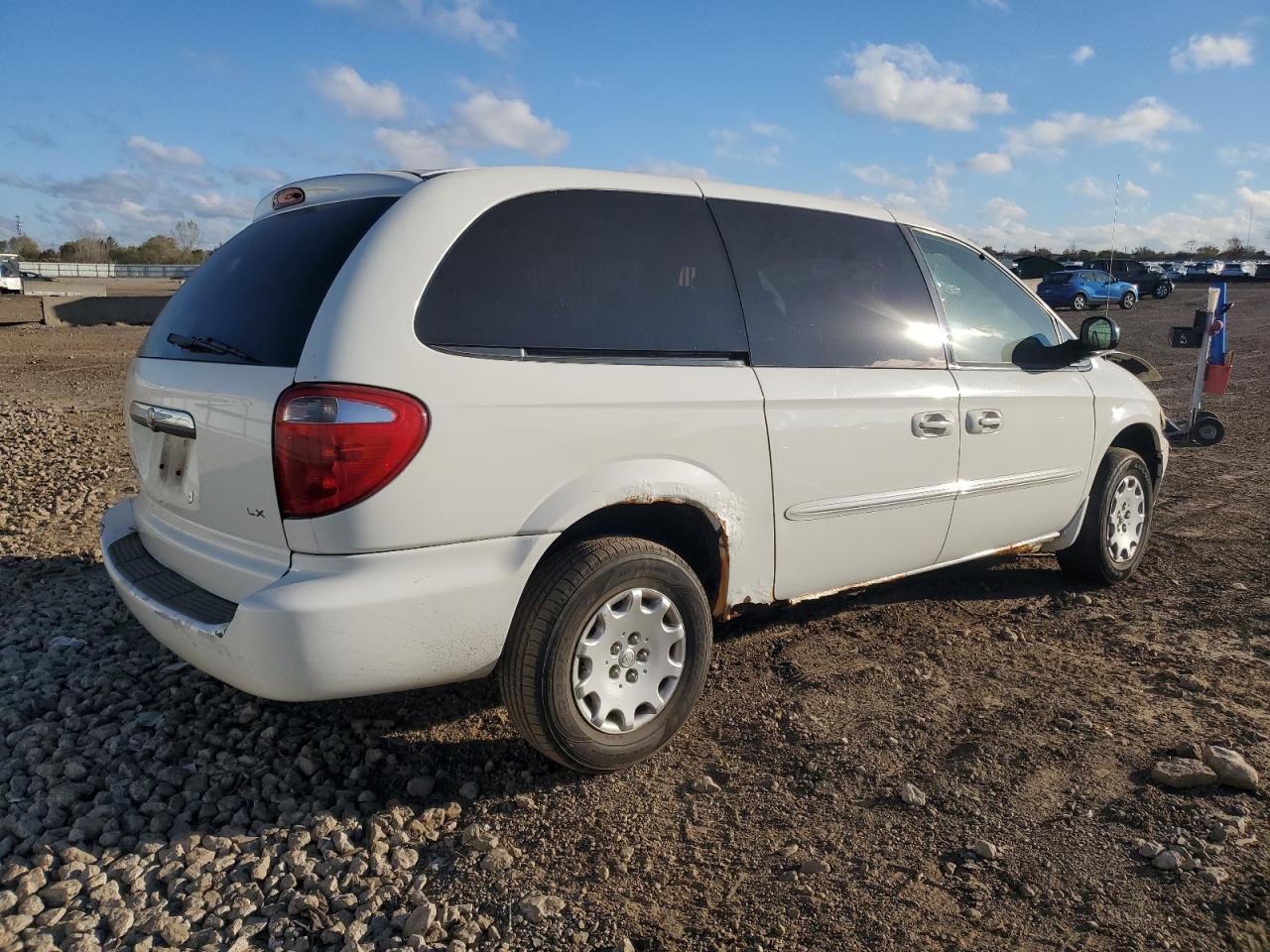 2003 Chrysler Town & Country Lx White vin: 2C4GP44333R153035