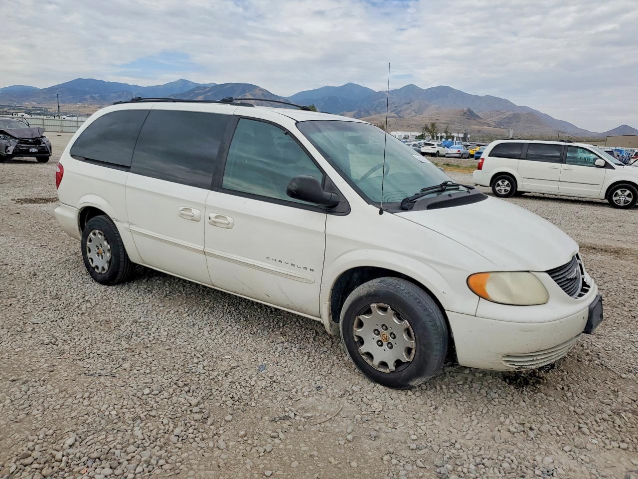 2001 Chrysler Town & Country Lx Белый vin: 2C4GP44351R422925