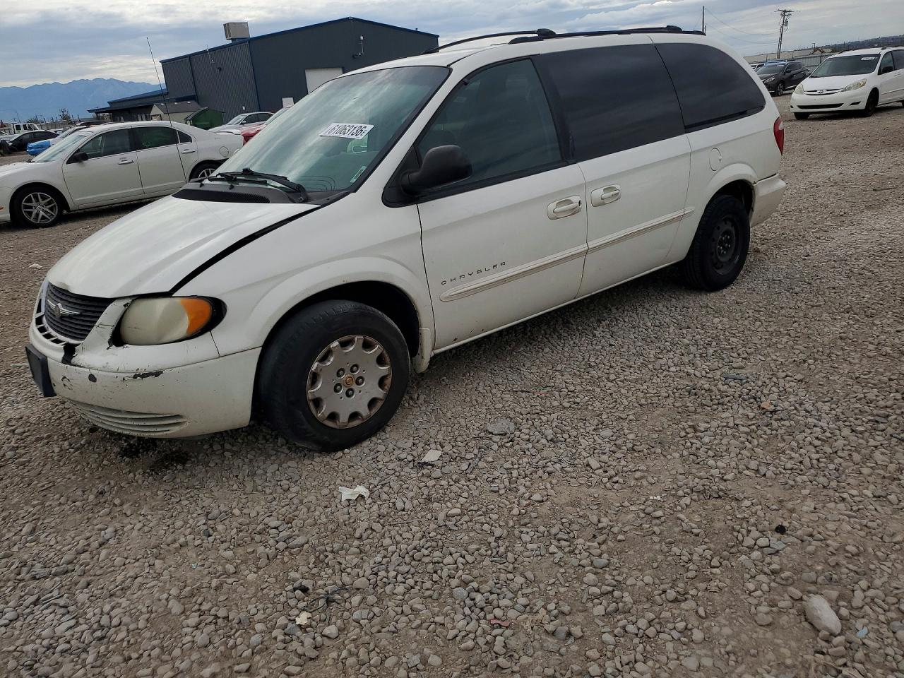 2001 Chrysler Town & Country Lx White vin: 2C4GP44351R422925