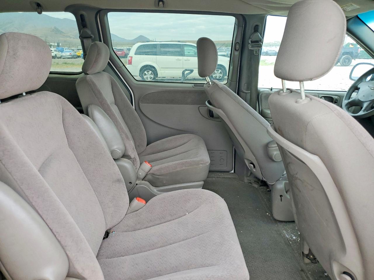 2001 Chrysler Town & Country Lx Белый vin: 2C4GP44351R422925
