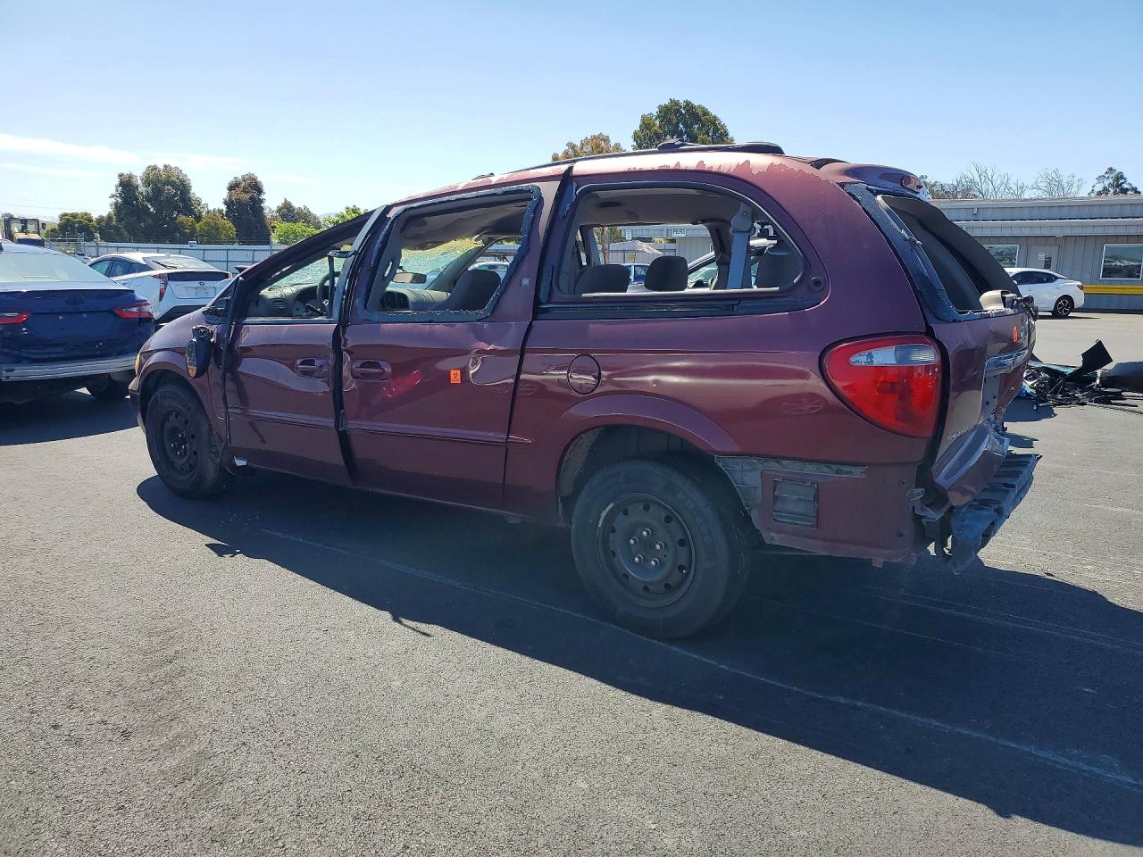 2002 Chrysler Town & Country Lx Burgundy vin: 2C4GP44362R646545