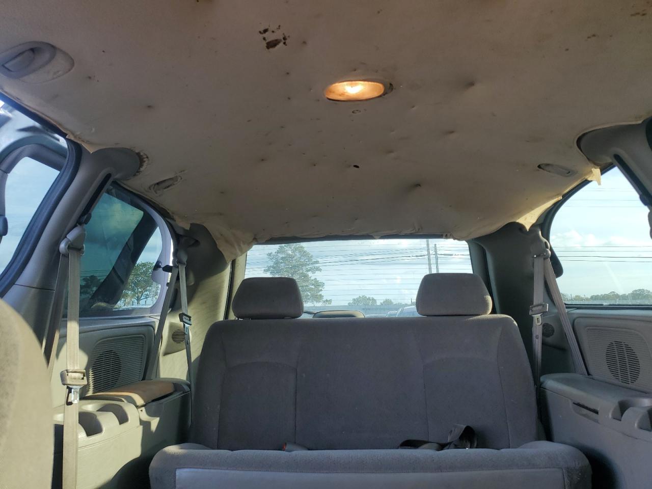 2003 Chrysler Town & Country Lx Silver vin: 2C4GP44363R114973