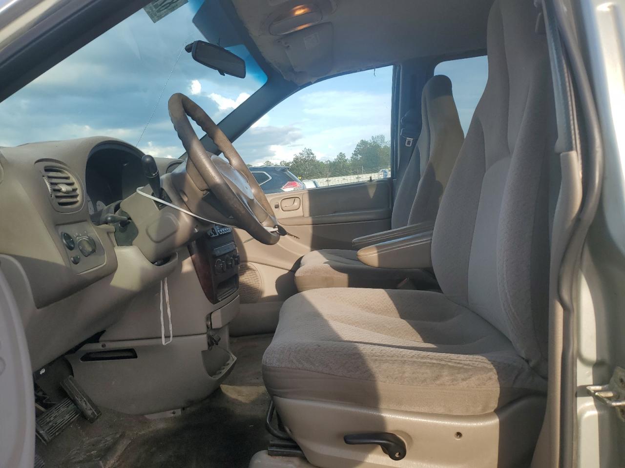 2003 Chrysler Town & Country Lx Silver vin: 2C4GP44363R114973