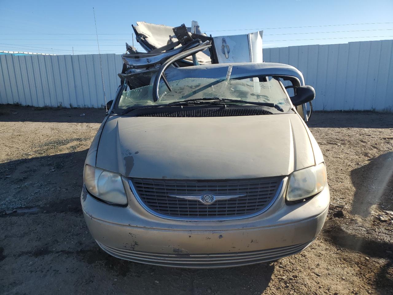 2003 Chrysler Town & Country Lx Gold vin: 2C4GP44363R310654
