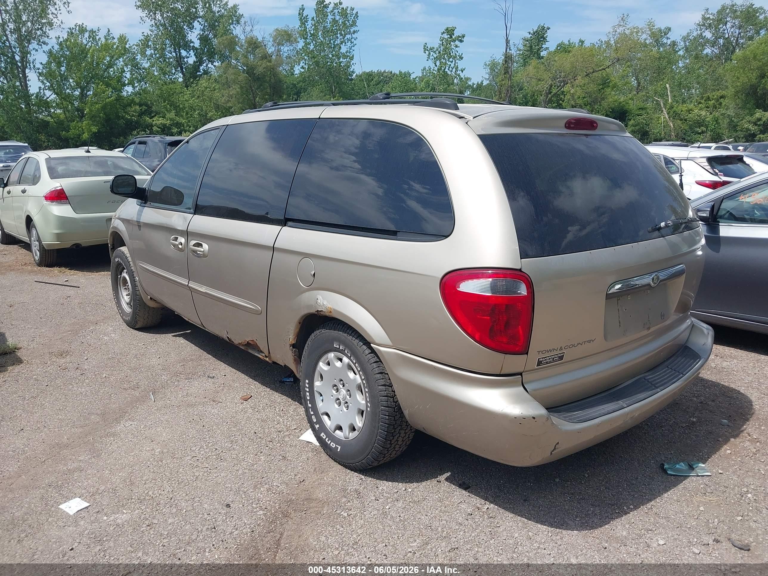 2003 Chrysler Town & Country Lx Tan vin: 2C4GP44373R143690