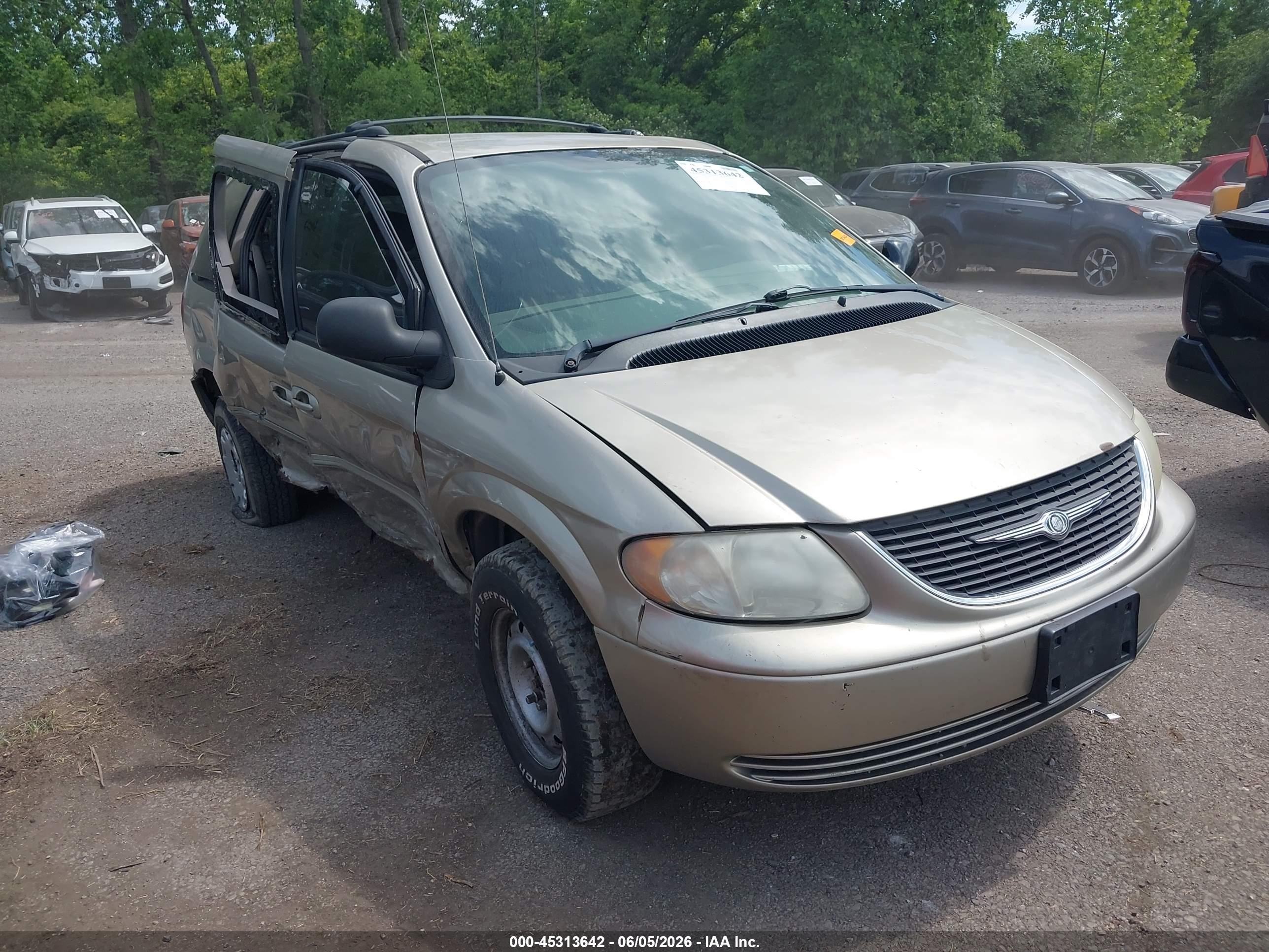 2003 Chrysler Town & Country Lx Tan vin: 2C4GP44373R143690