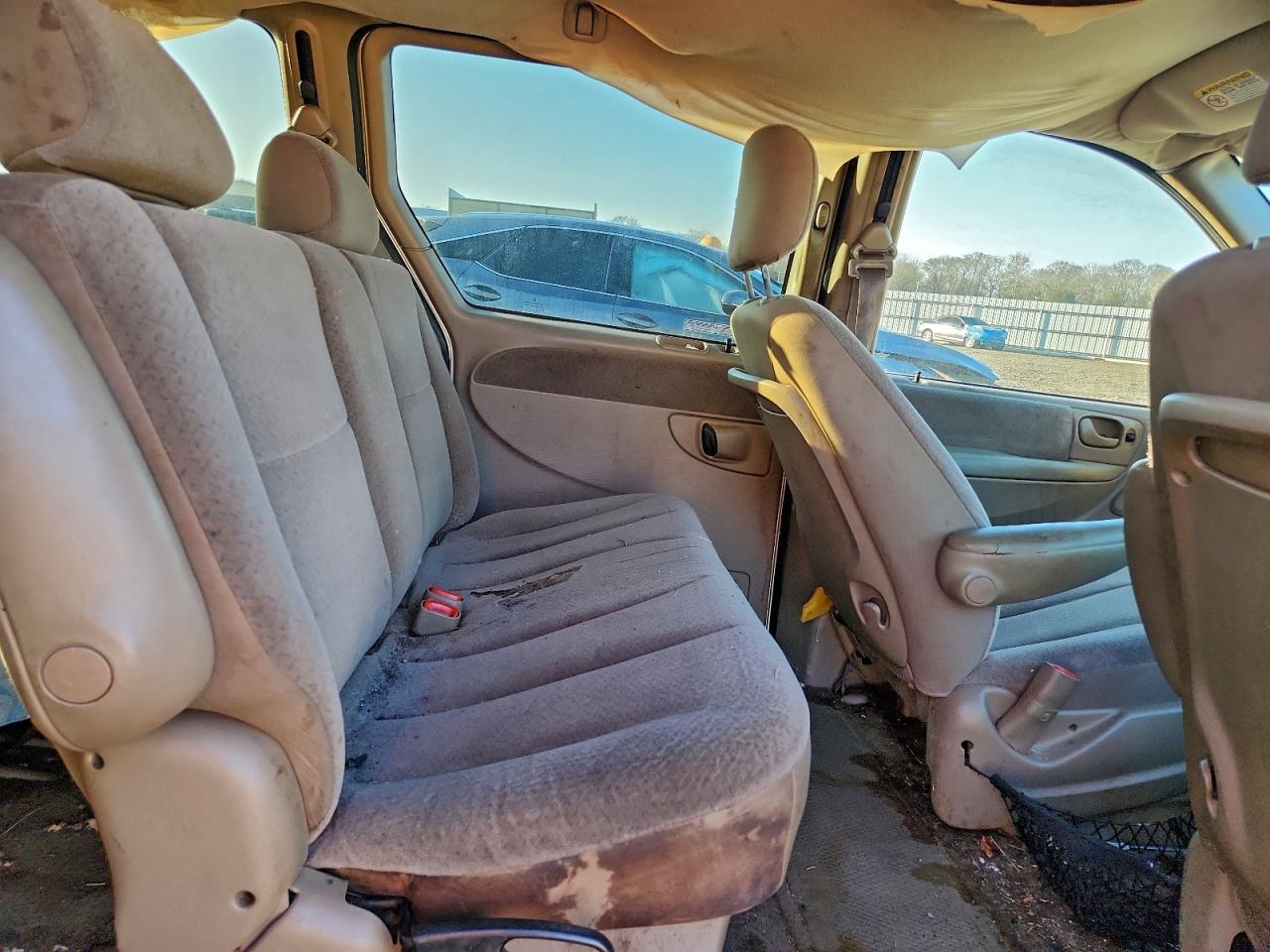 2001 Chrysler Town & Country Lx Gold vin: 2C4GP44381R266962