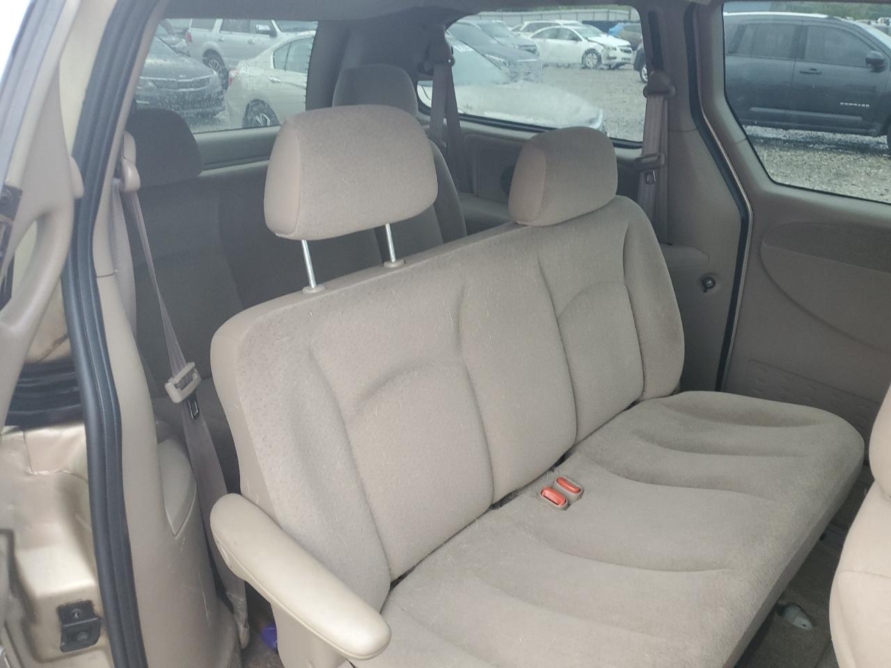 2001 Chrysler Town & Country Lx Gold vin: 2C4GP44381R279856