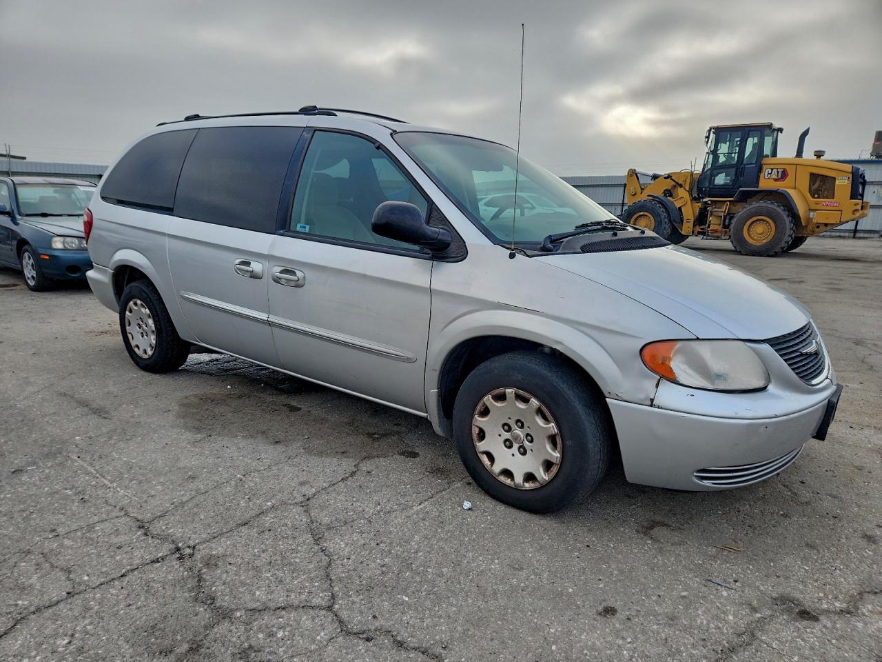 2003 Chrysler Town & Country Lx Silver vin: 2C4GP44383R354008