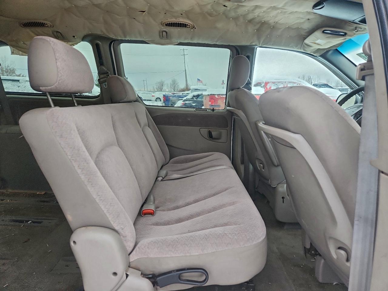 2001 Chrysler Town & Country Lx White vin: 2C4GP44391R316610