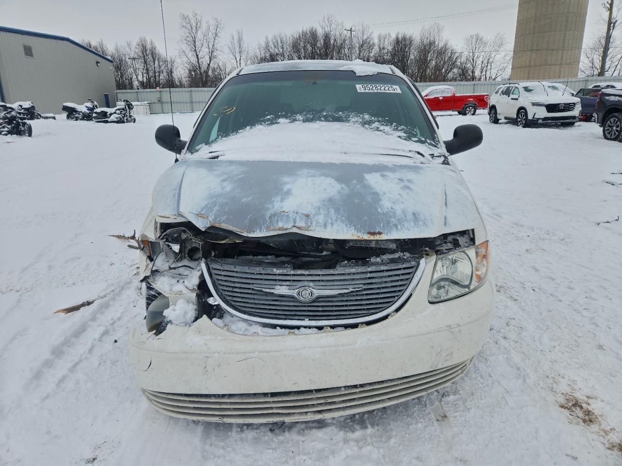 2001 Chrysler Town & Country Lx White vin: 2C4GP44391R316610