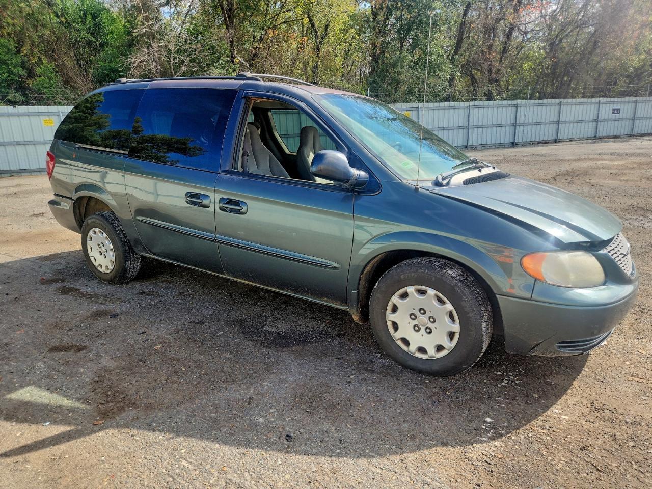 2003 Chrysler Town & Country Lx Green vin: 2C4GP44393R169398