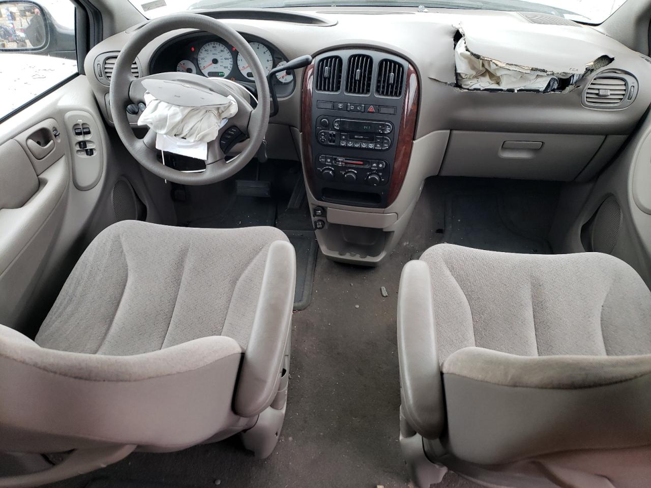 2003 Chrysler Town & Country Lx Green vin: 2C4GP443X3R135079