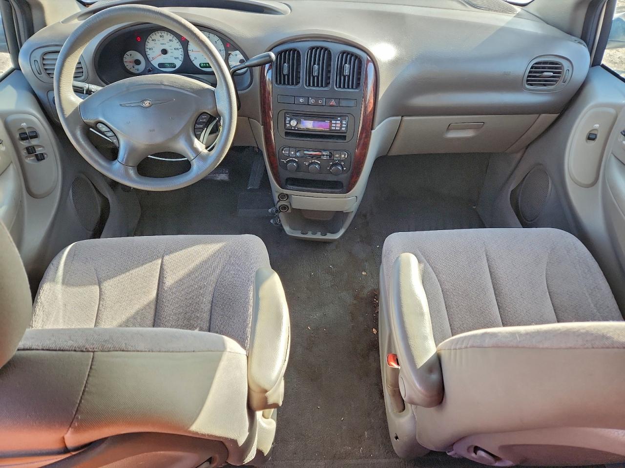 2001 Chrysler Town & Country Lx White vin: 2C4GP44G01R104732