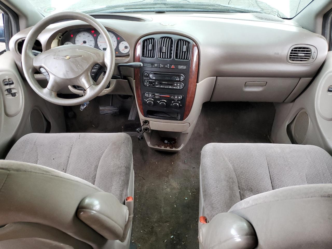 2001 Chrysler Town & Country Lx Silver vin: 2C4GP44GX1R146549