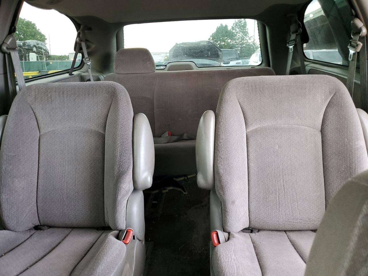 2001 Chrysler Town & Country Lx Silver vin: 2C4GP44GX1R146549