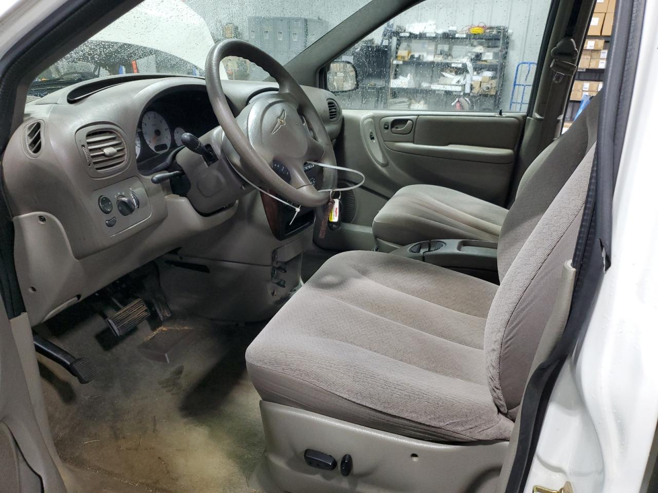 2003 Chrysler Town & Country Lx Белый vin: 2C4GP44L03R266215
