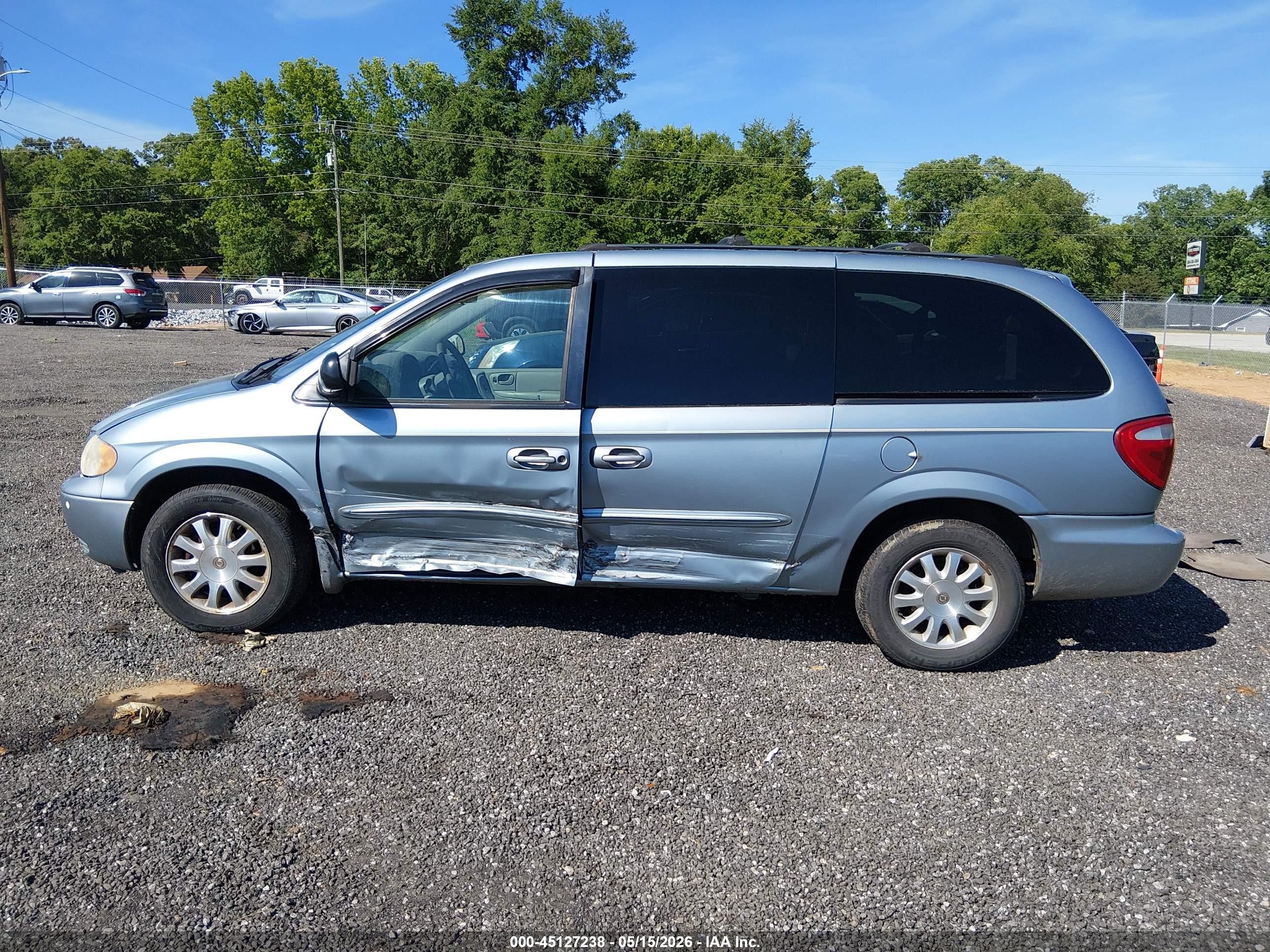 2003 Chrysler Town & Country Lx Light Blue vin: 2C4GP44L33R295692
