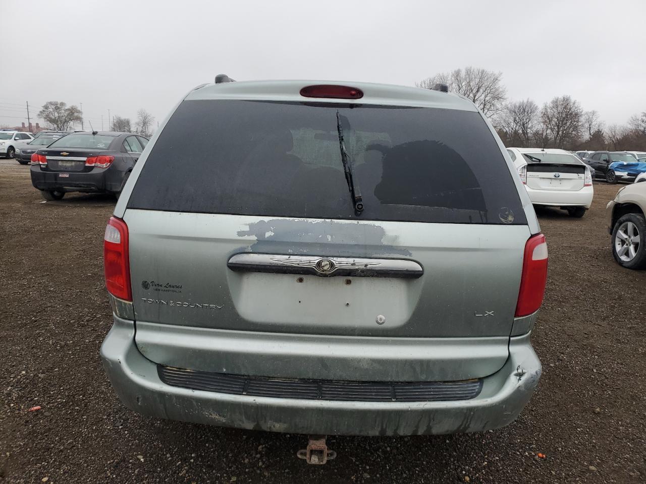 2003 Chrysler Town & Country Lx Silver vin: 2C4GP44L63R157466