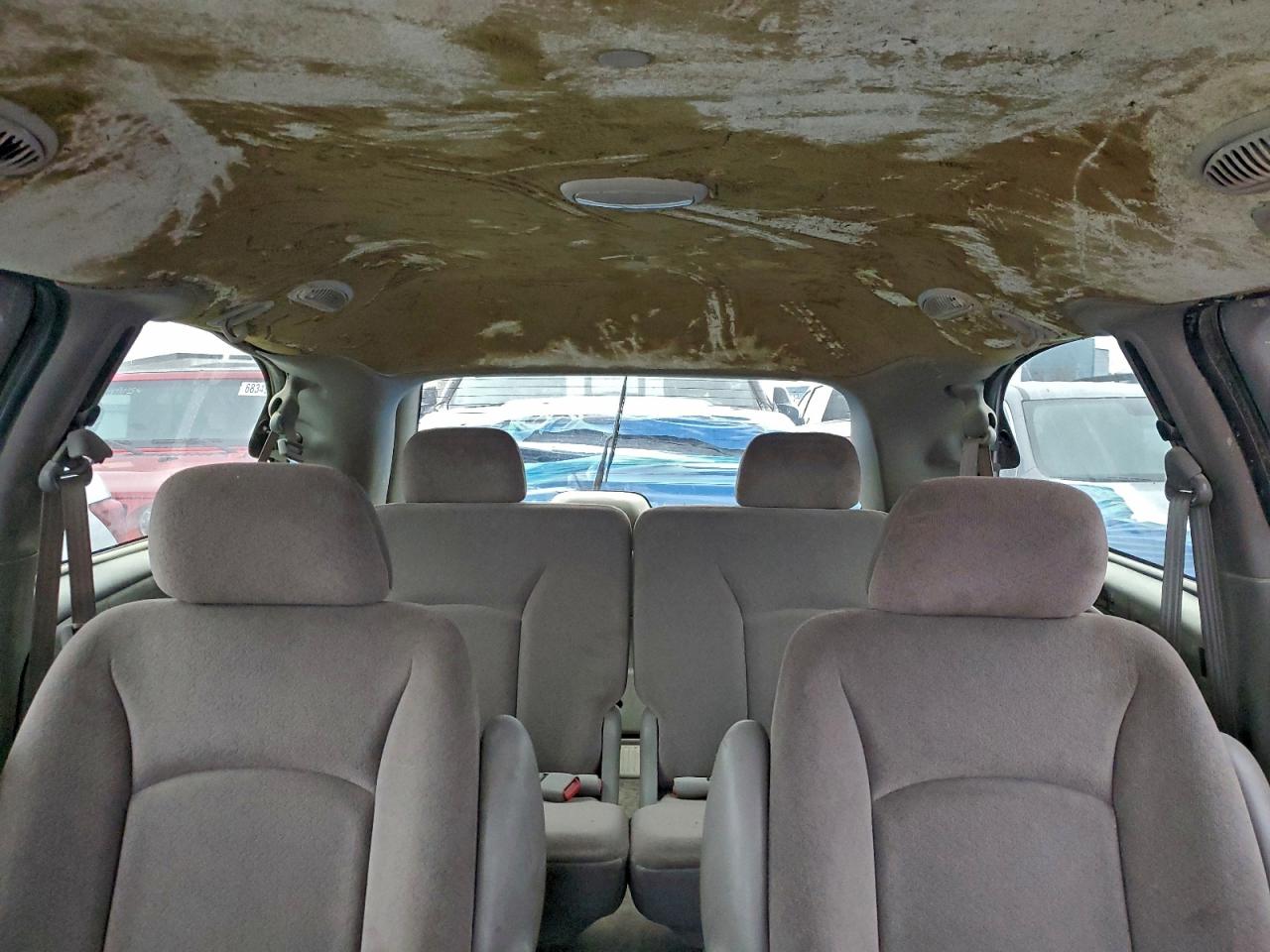 2003 Chrysler Town & Country Lx Silver vin: 2C4GP44L63R157466