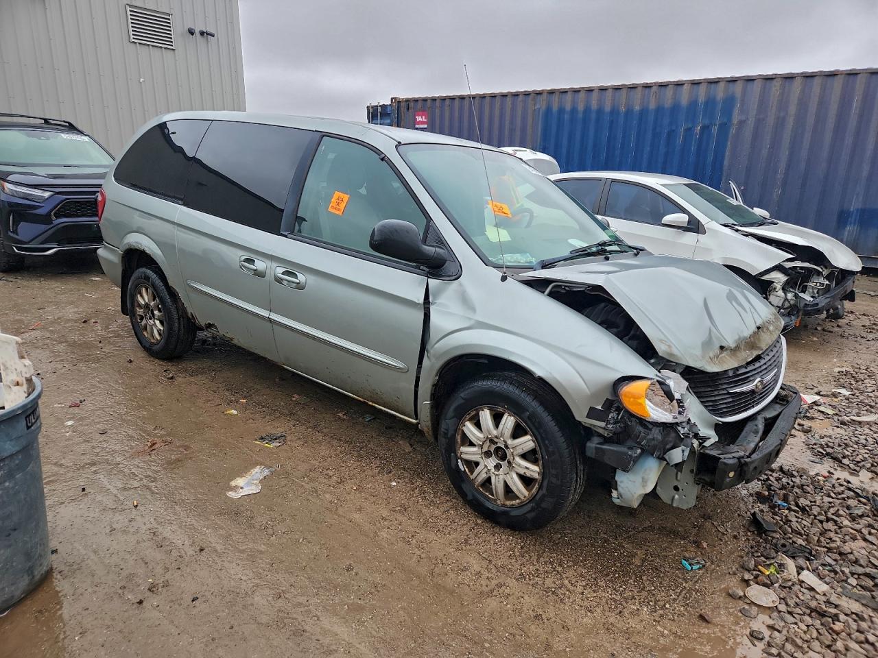 2003 Chrysler Town & Country Lx Silver vin: 2C4GP44L73R195756