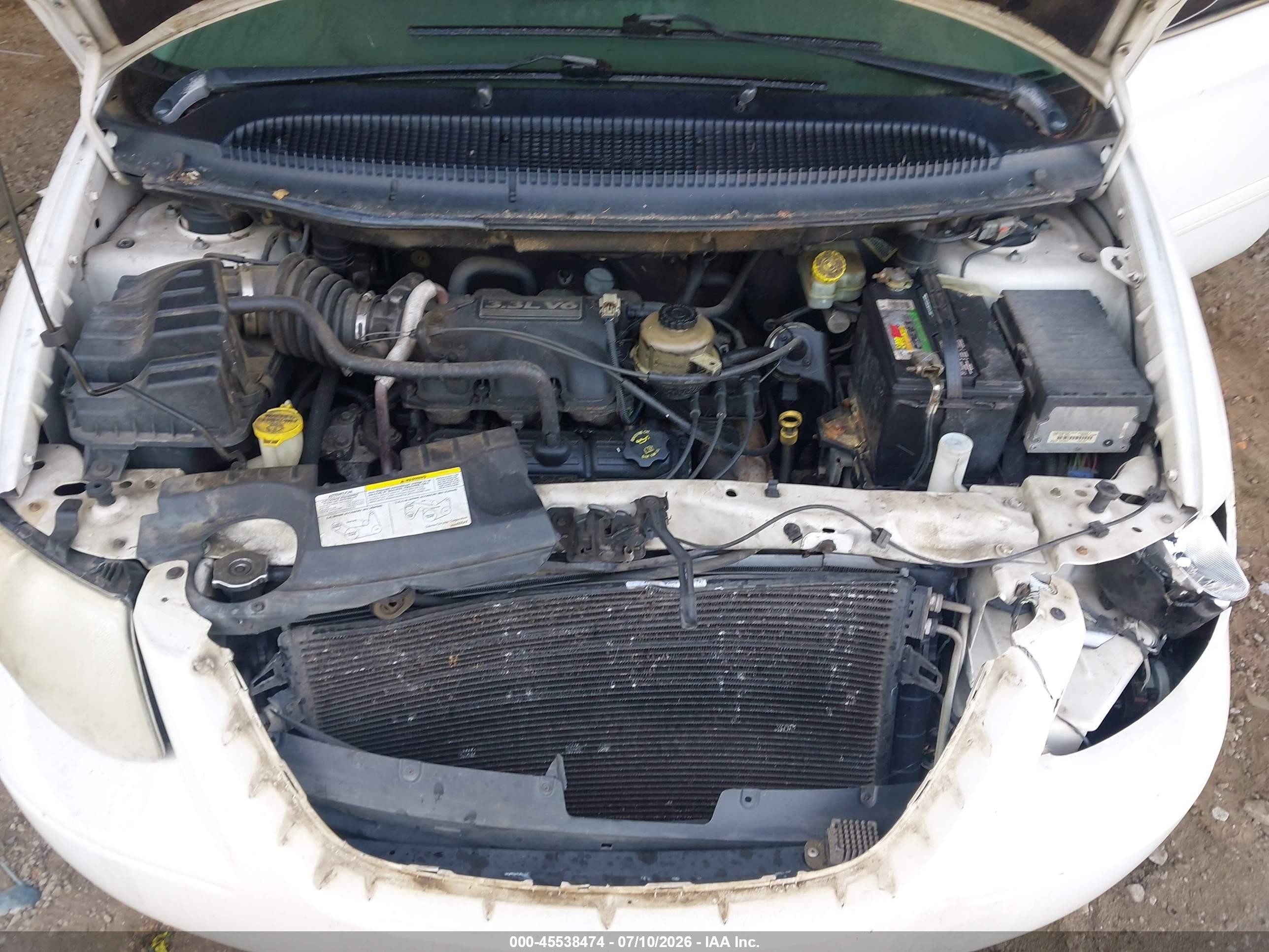 2005 Chrysler Town & Country Lx White vin: 2C4GP44R15R138184