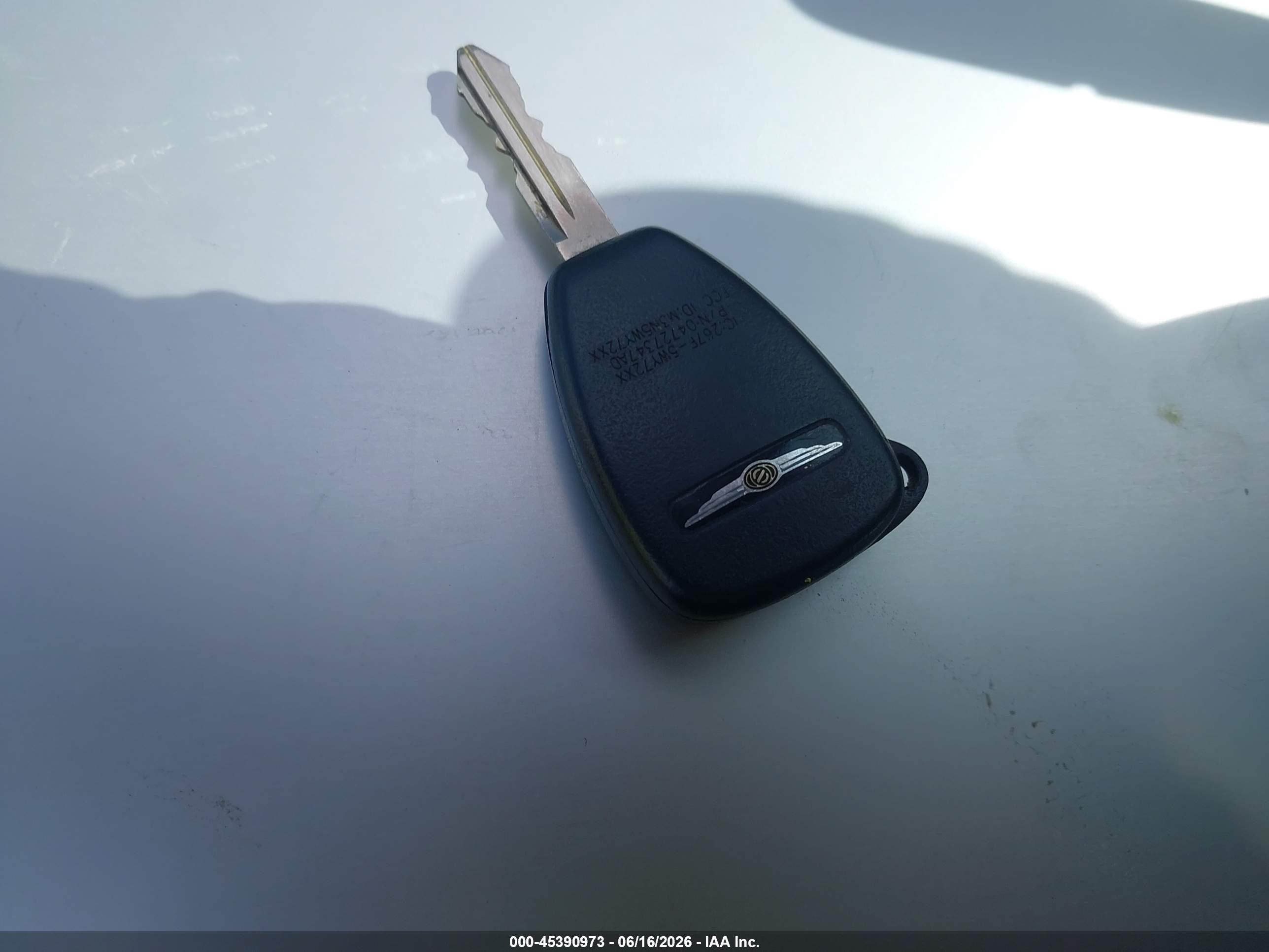 2005 Chrysler Town & Country Lx Light Blue vin: 2C4GP44R15R439344