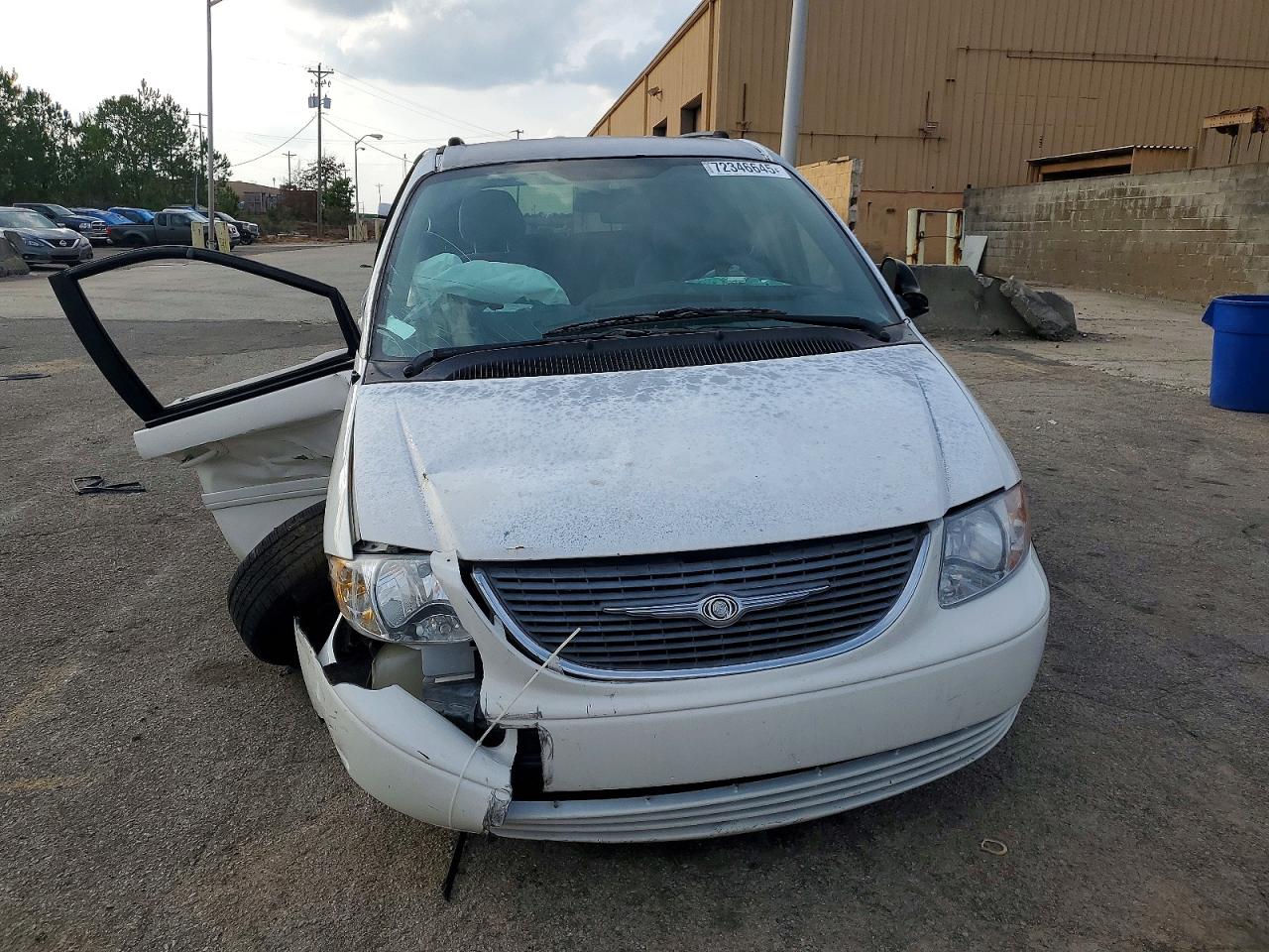 2004 Chrysler Town & Country White vin: 2C4GP44R24R547244