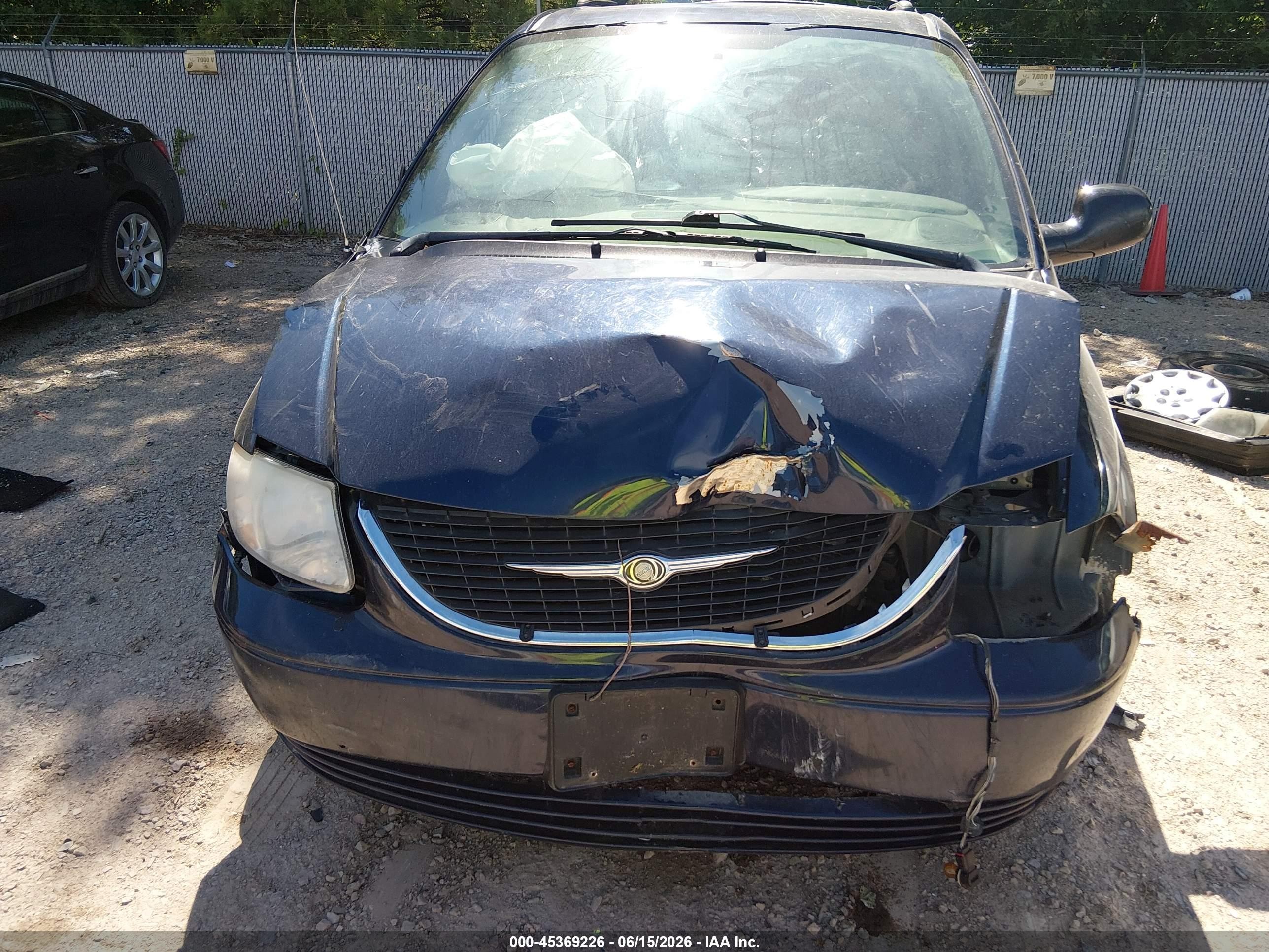 2004 Chrysler Town & Country Lx Blue vin: 2C4GP44R24R561001