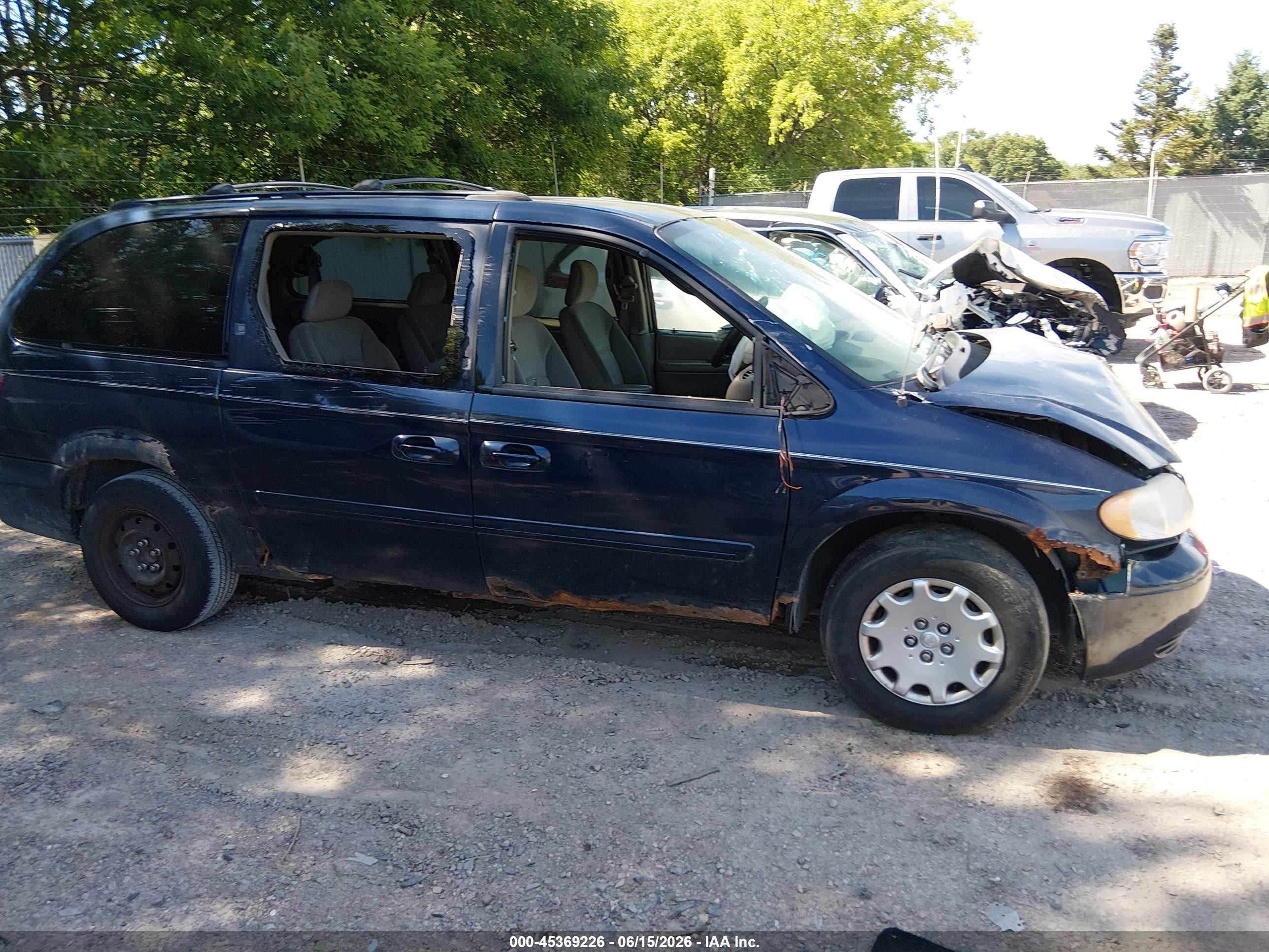 2004 Chrysler Town & Country Lx Blue vin: 2C4GP44R24R561001