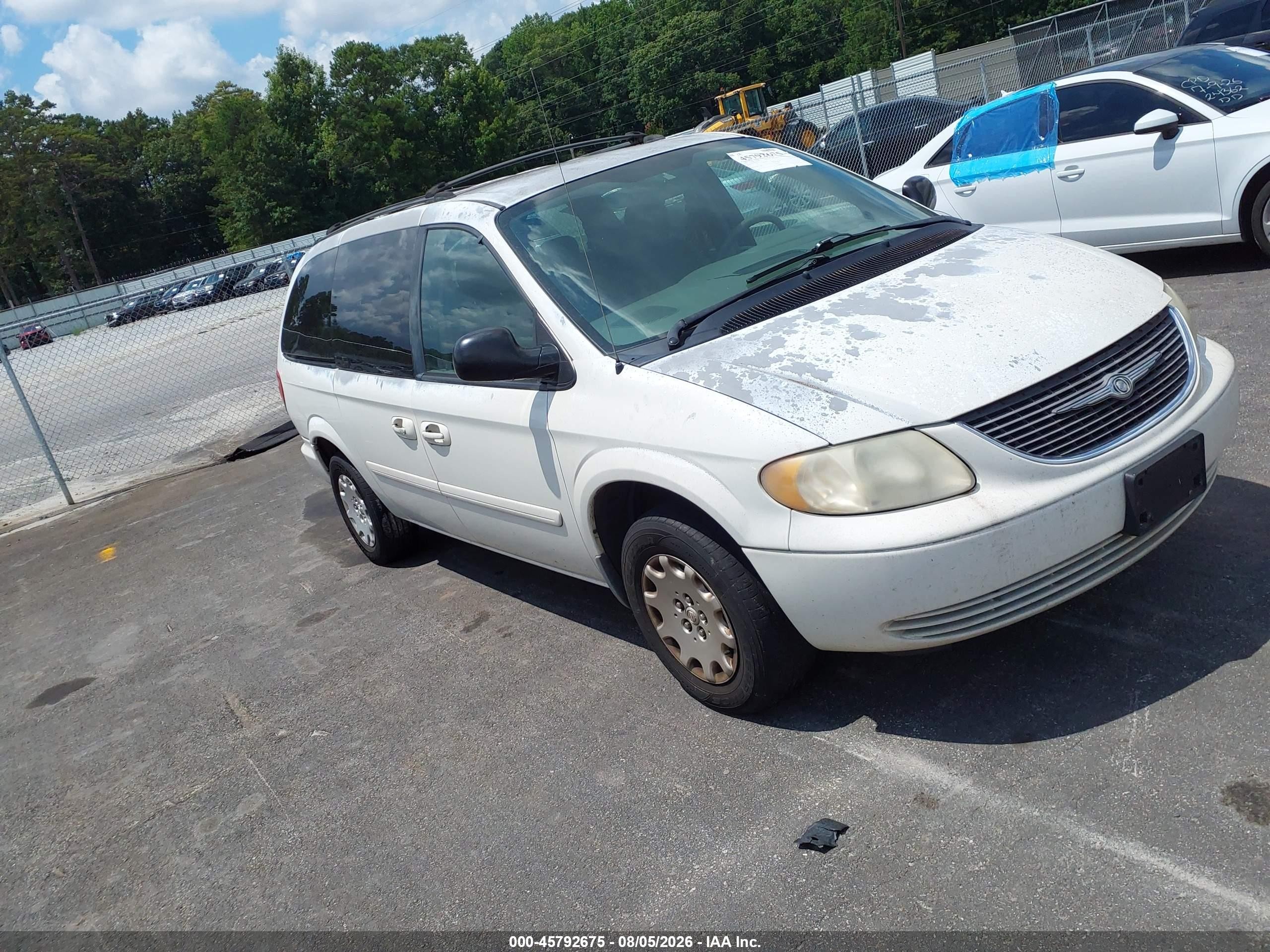 2004 Chrysler Town & Country Lx White vin: 2C4GP44R24R607717