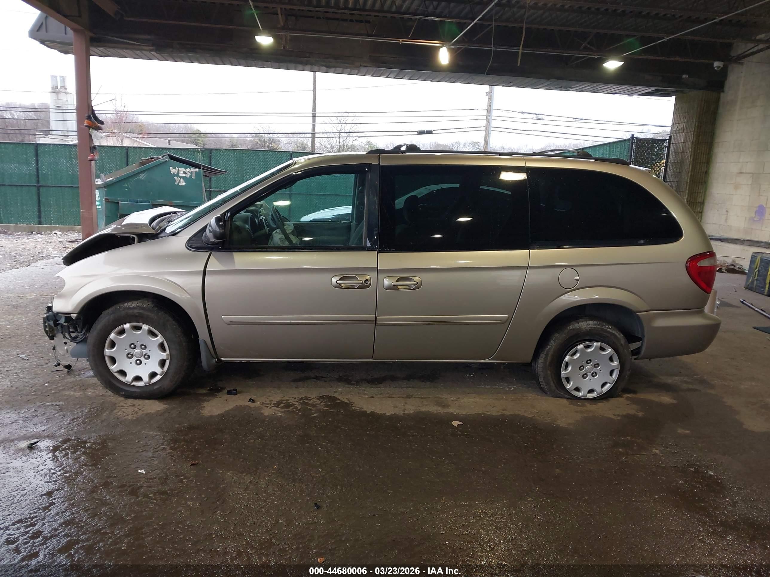 2004 Chrysler Town & Country Lx Beige vin: 2C4GP44R44R577930