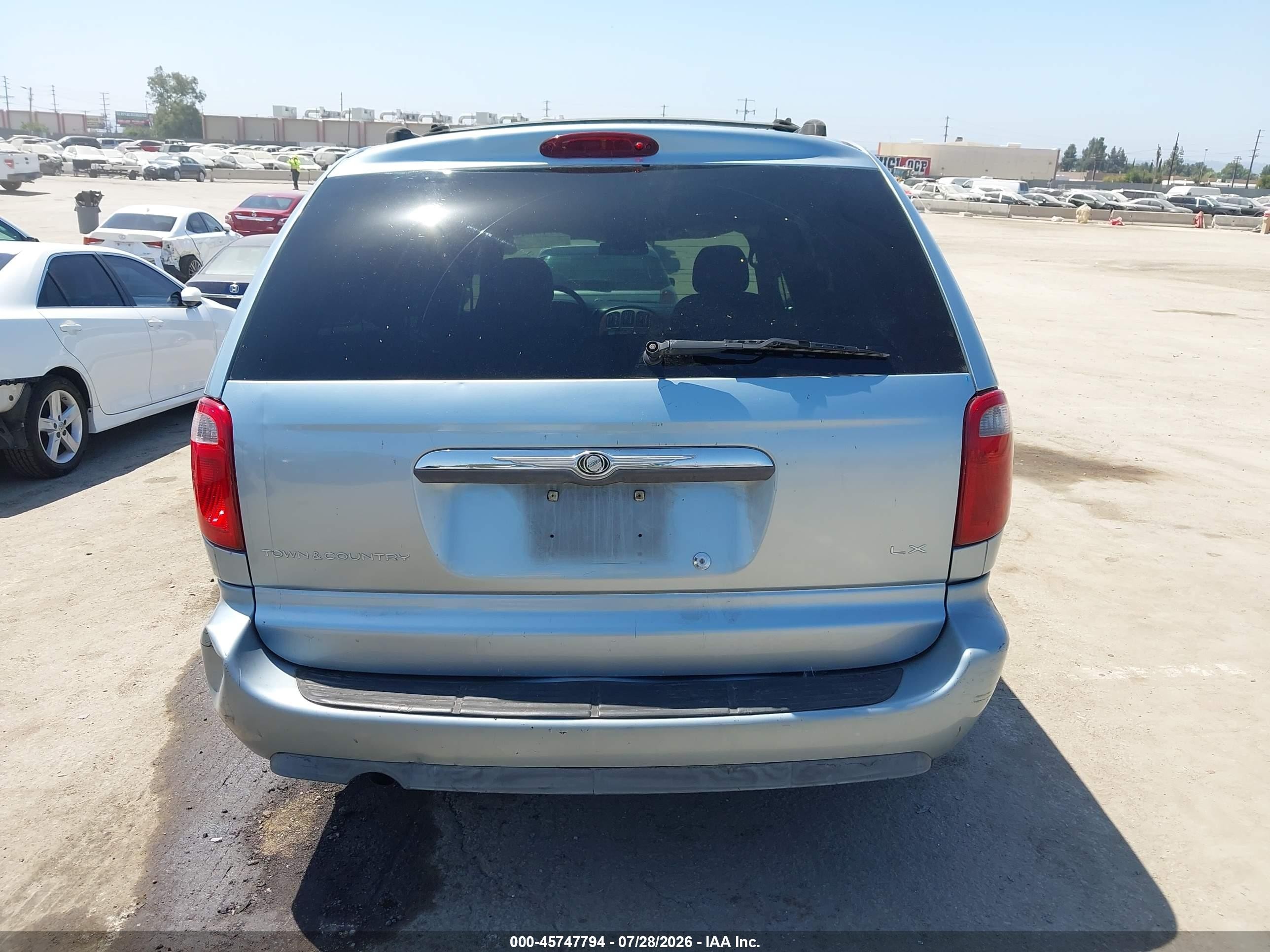 2005 Chrysler Town & Country Lx Light Blue vin: 2C4GP44R55R123445