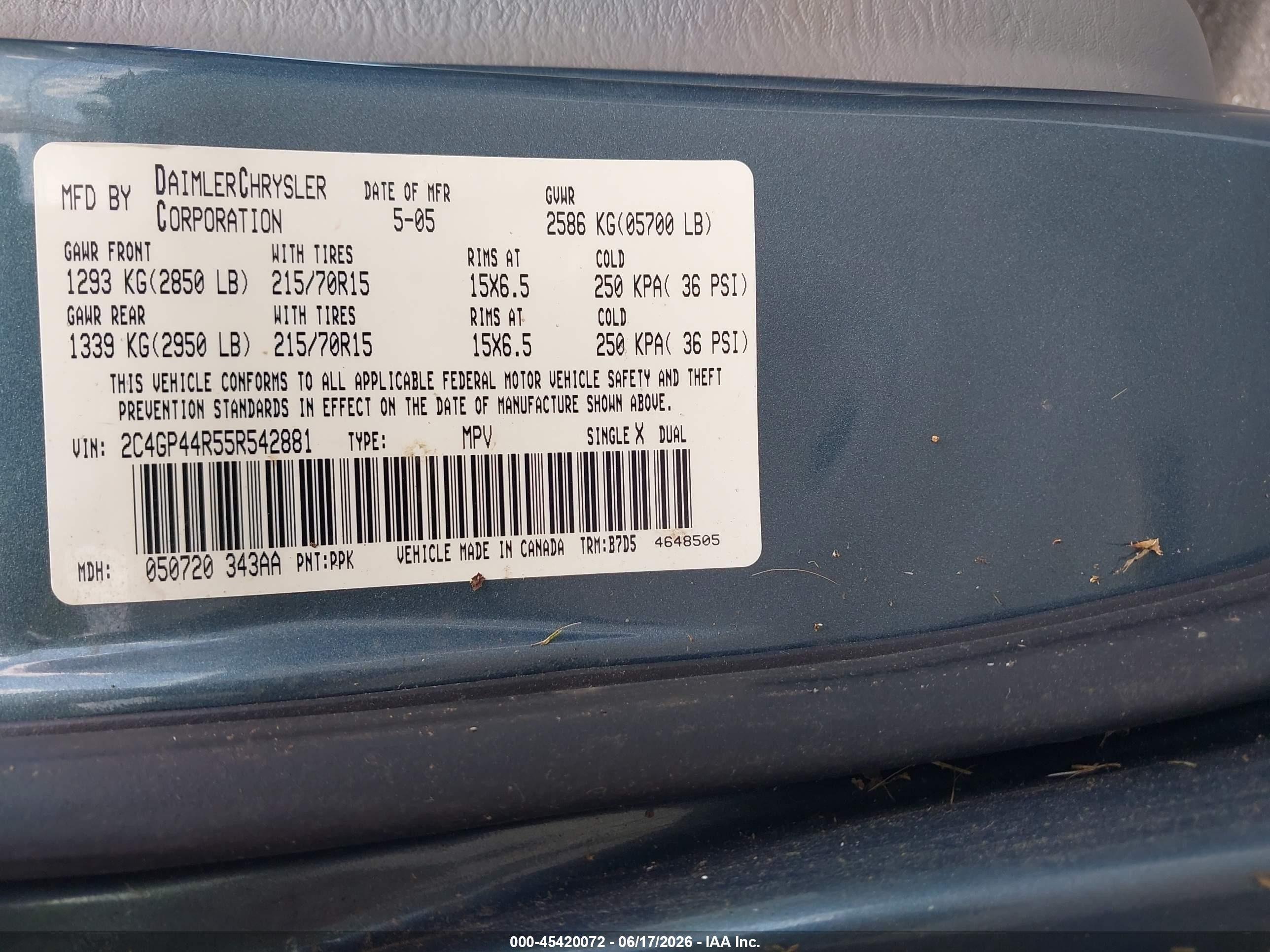 2005 Chrysler Town & Country Lx Gray vin: 2C4GP44R55R542881
