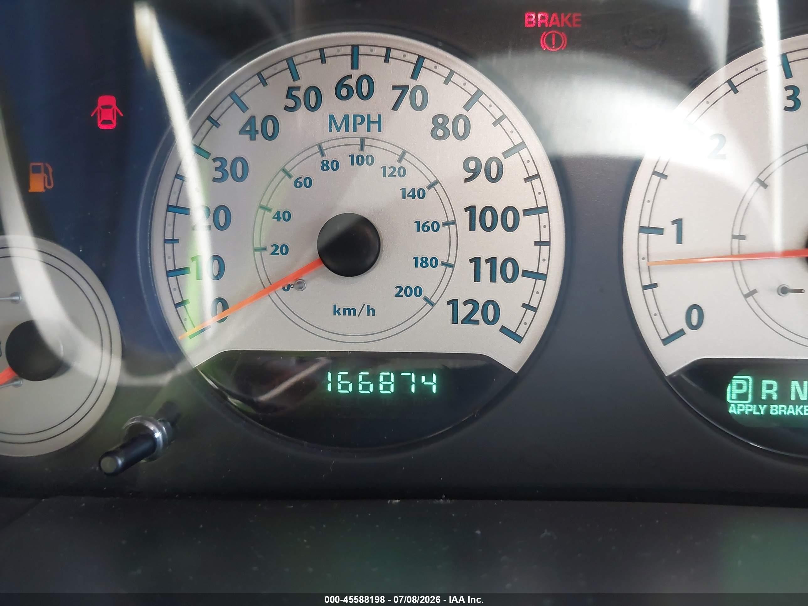 2005 Chrysler Town & Country Lx Silver vin: 2C4GP44R55R551189