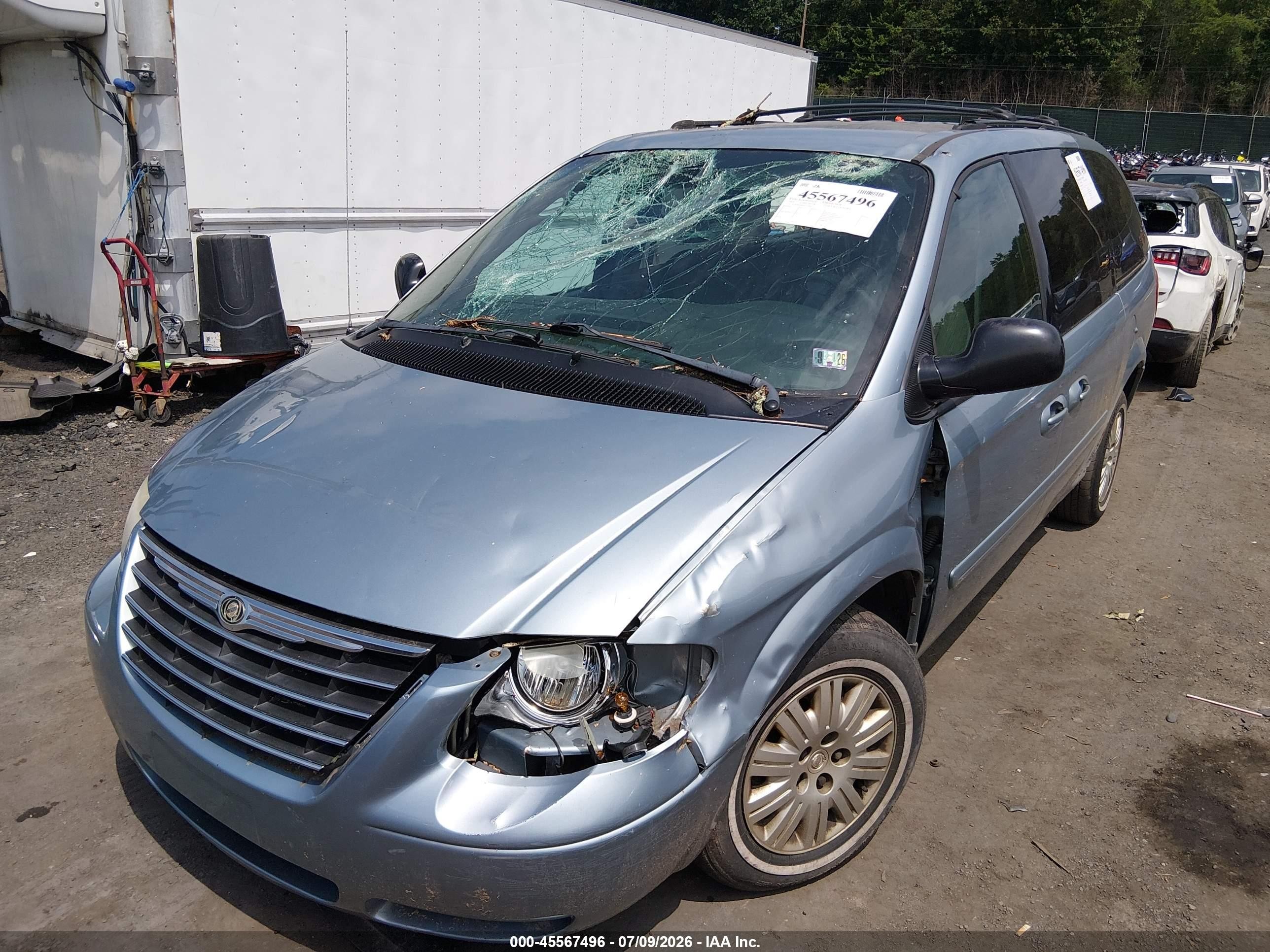 2005 Chrysler Town & Country Lx Blue vin: 2C4GP44R65R197845