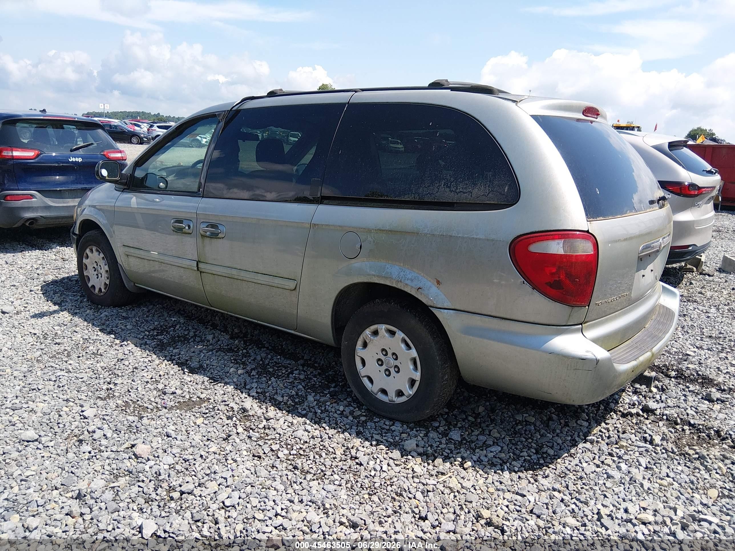 2004 Chrysler Town & Country Lx Silver vin: 2C4GP44R74R589358