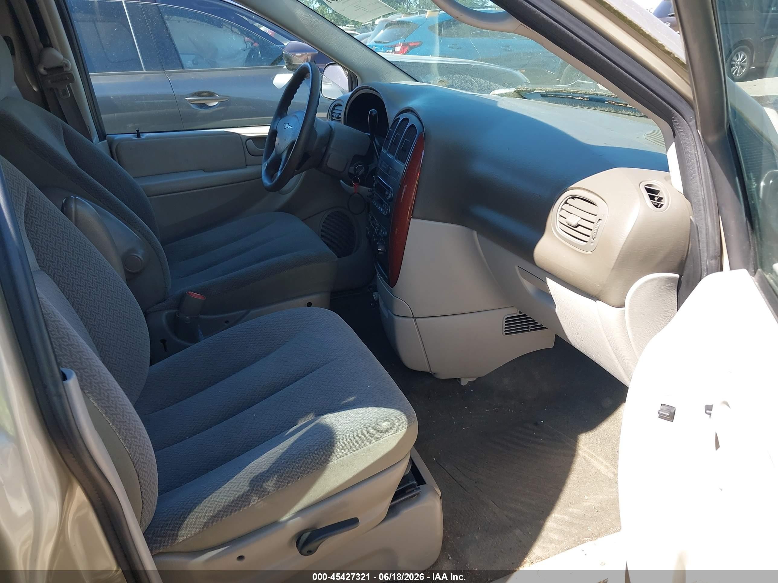 2005 Chrysler Town & Country Lx Gold vin: 2C4GP44R75R519358