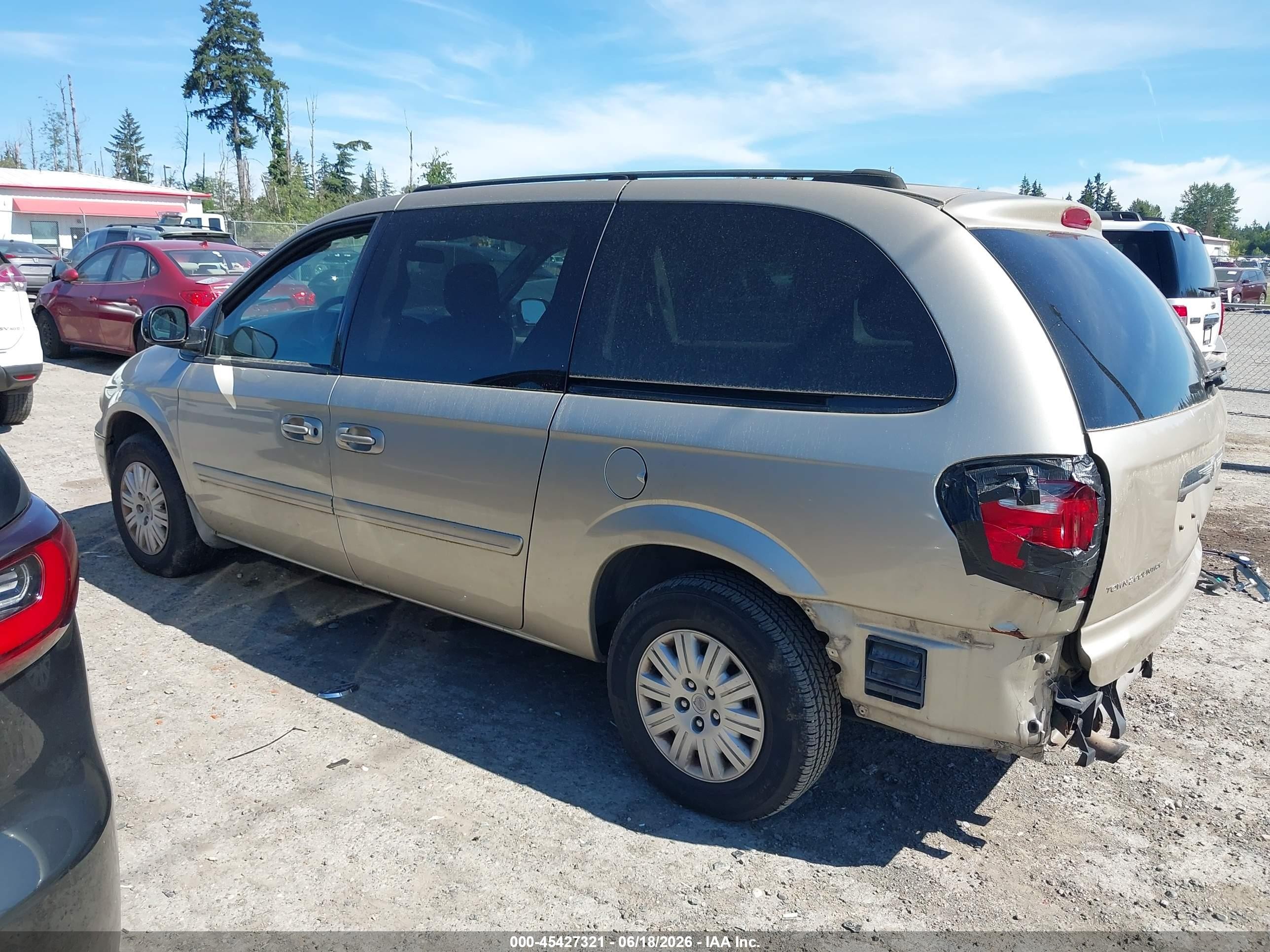 2005 Chrysler Town & Country Lx Gold vin: 2C4GP44R75R519358
