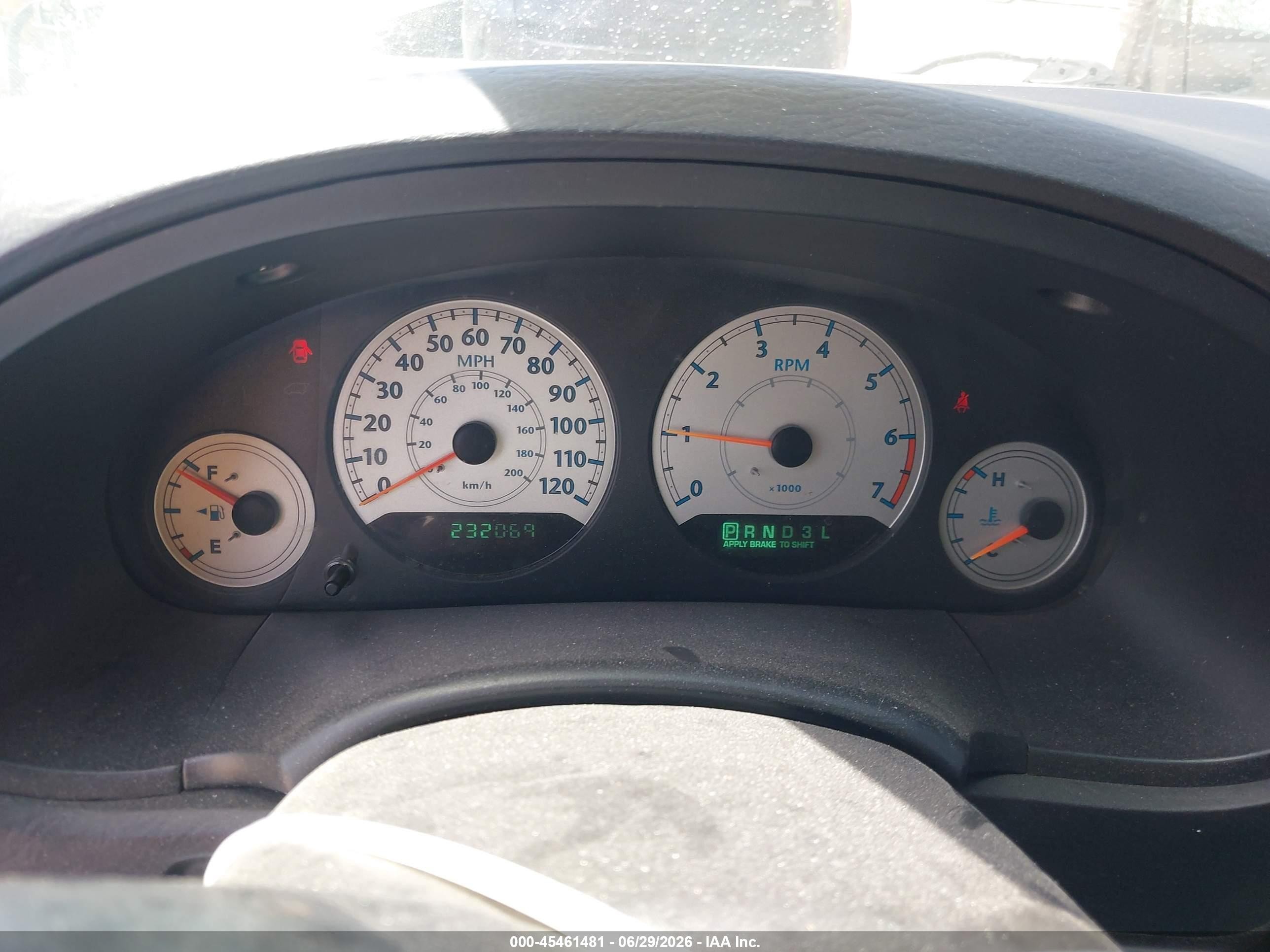 2005 Chrysler Town & Country Lx Black vin: 2C4GP44R85R179752