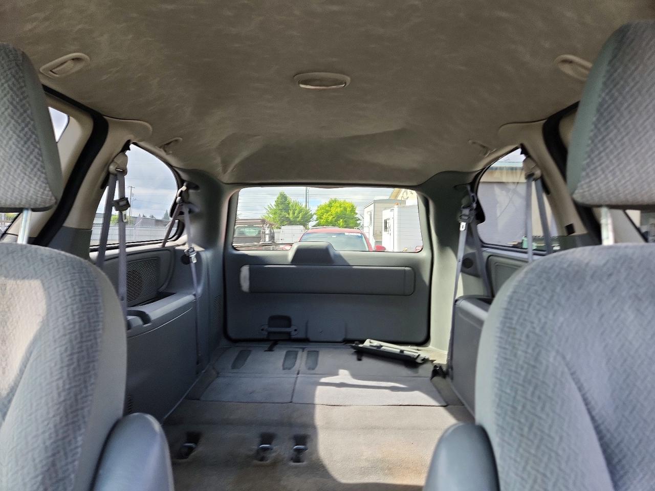 2005 Chrysler Town & Country Lx Silver vin: 2C4GP44R95R255799
