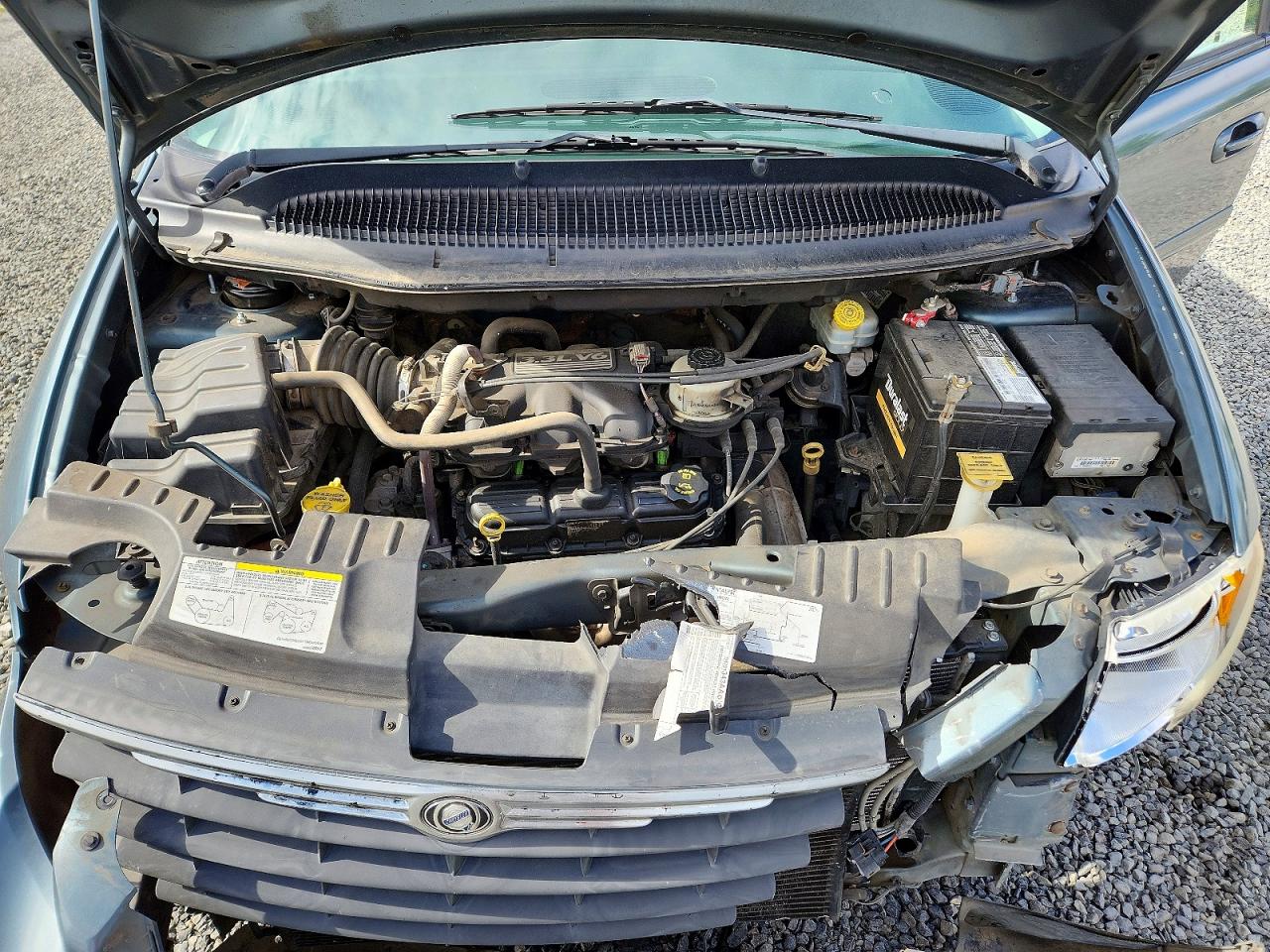 2005 Chrysler Town & Country Lx Silver vin: 2C4GP44R95R255799