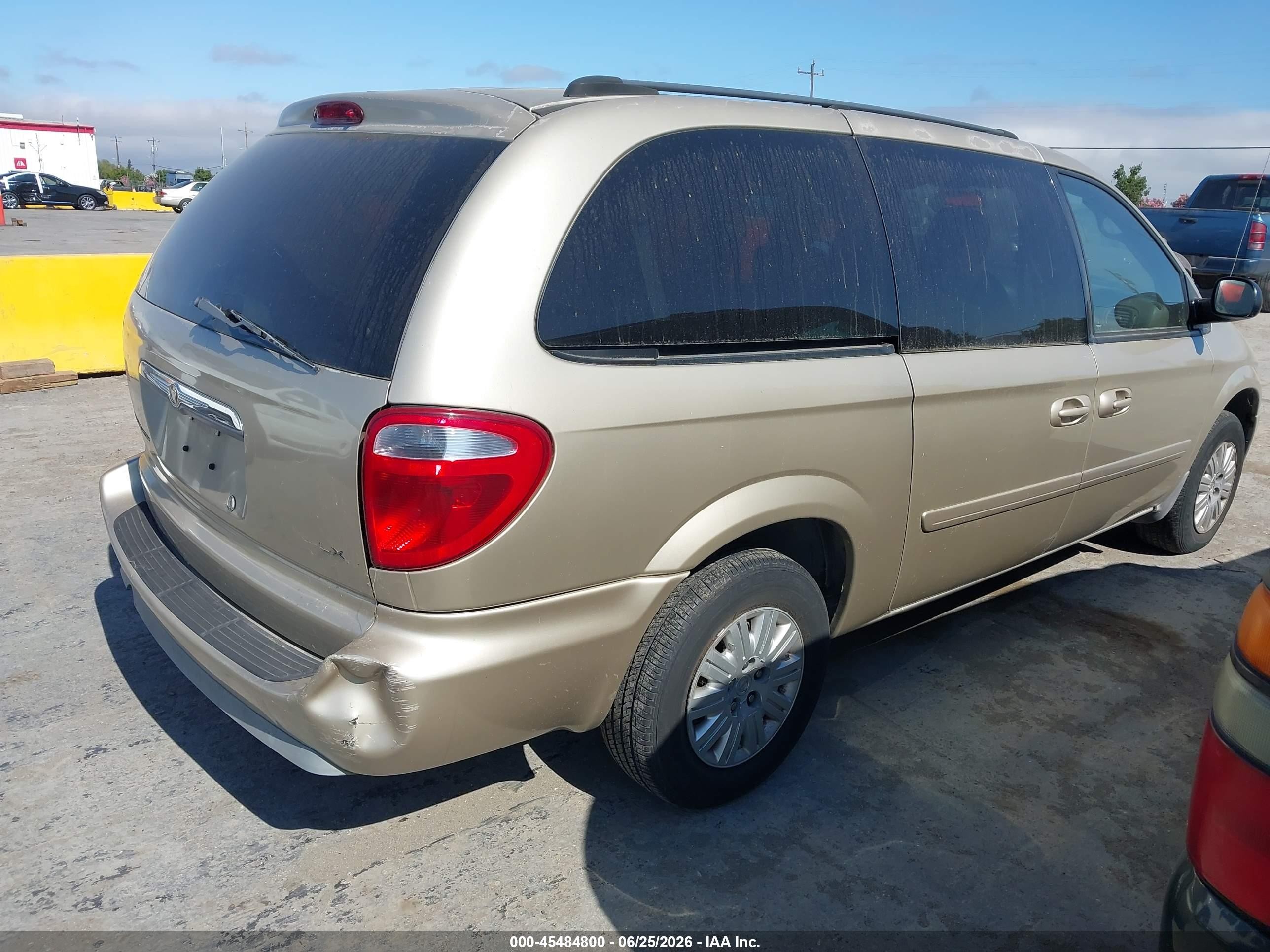 2005 Chrysler Town & Country Lx Gold vin: 2C4GP44R95R591520