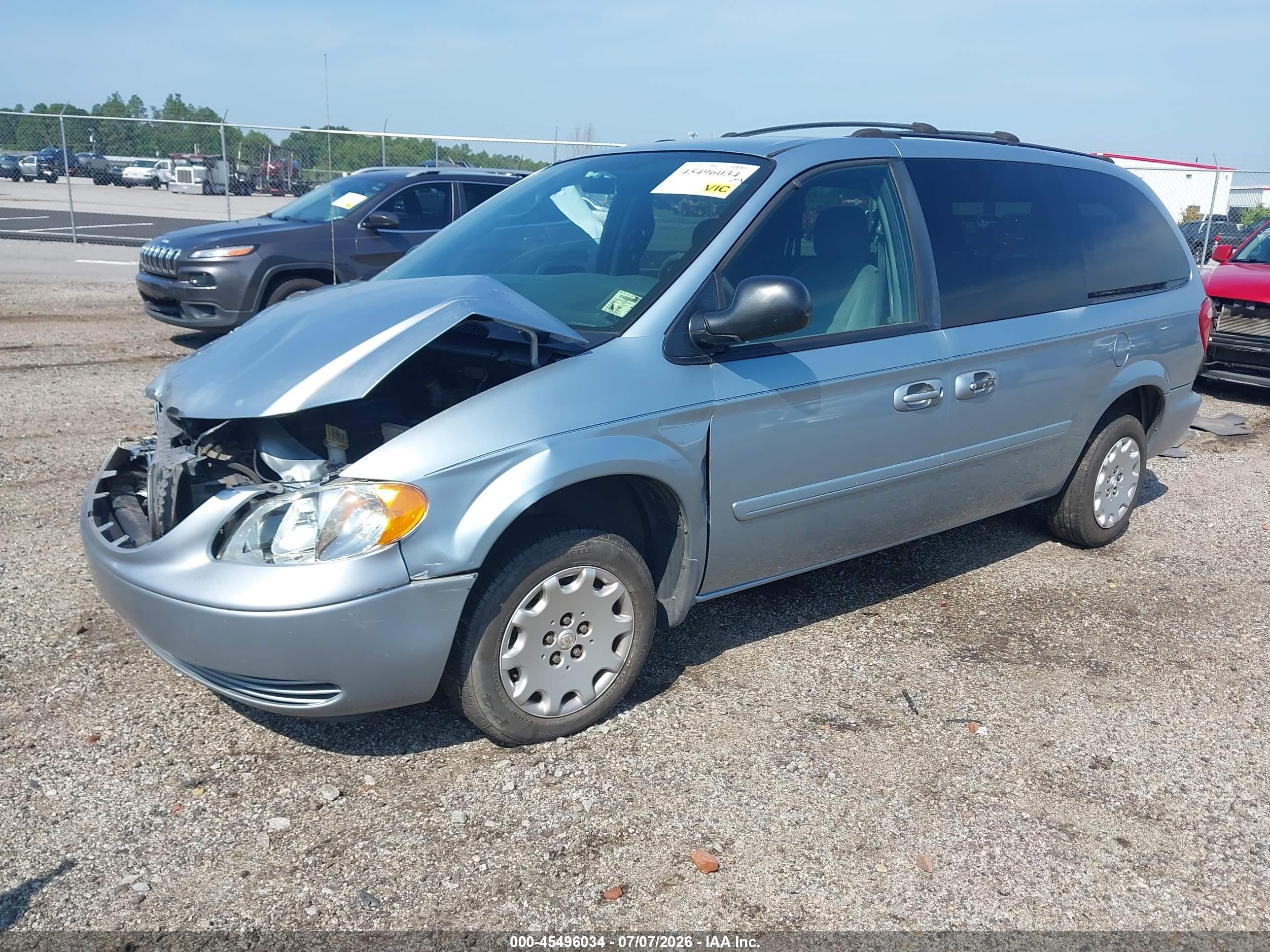 2004 Chrysler Town & Country Lx Silver vin: 2C4GP44RX4R504643