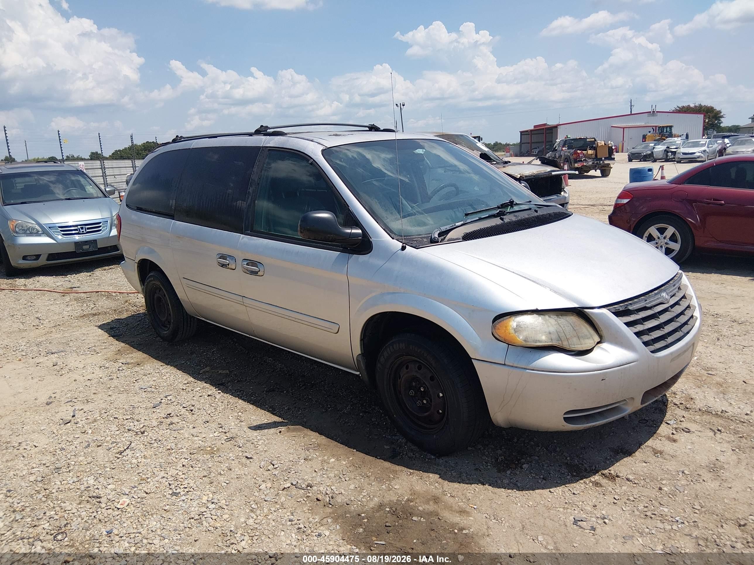 2005 Chrysler Town & Country Lx Silver vin: 2C4GP44RX5R151323