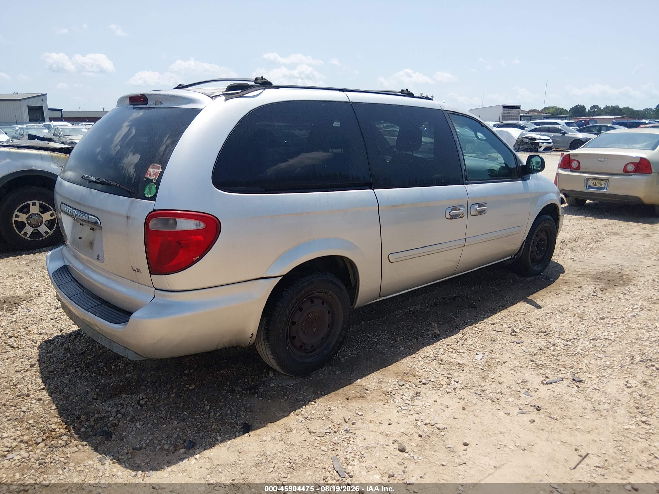 2005 Chrysler Town & Country Lx Silver vin: 2C4GP44RX5R151323
