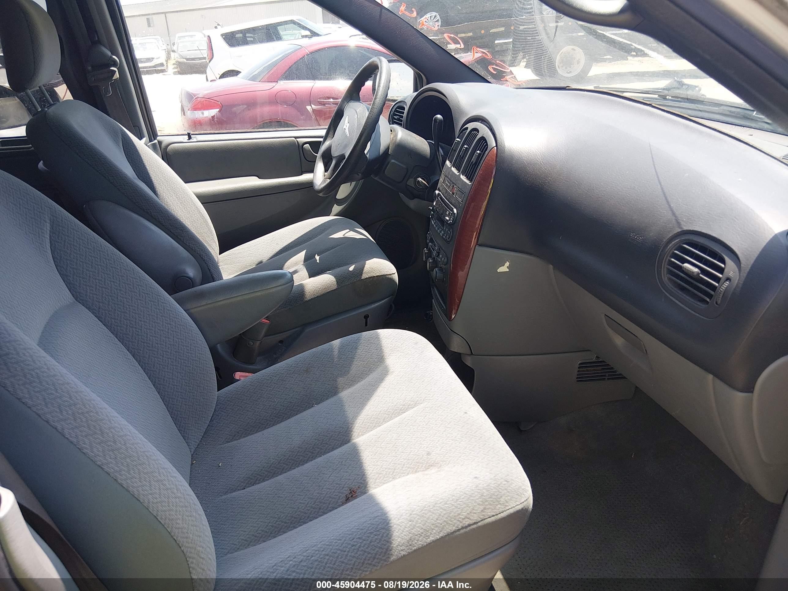 2005 Chrysler Town & Country Lx Silver vin: 2C4GP44RX5R151323