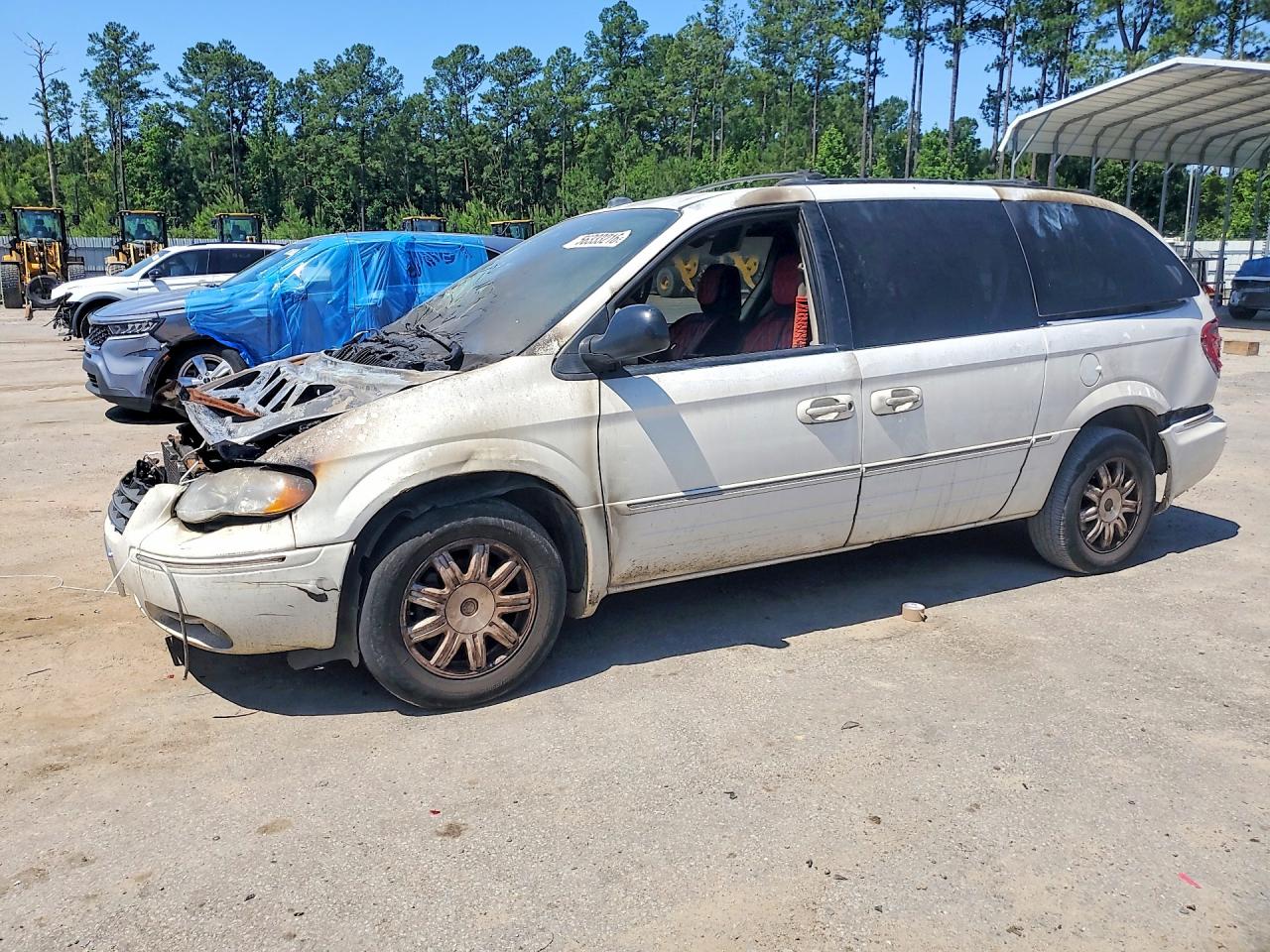 2005 Chrysler Town & Country Touring Пожар vin: 2C4GP54L05R511667