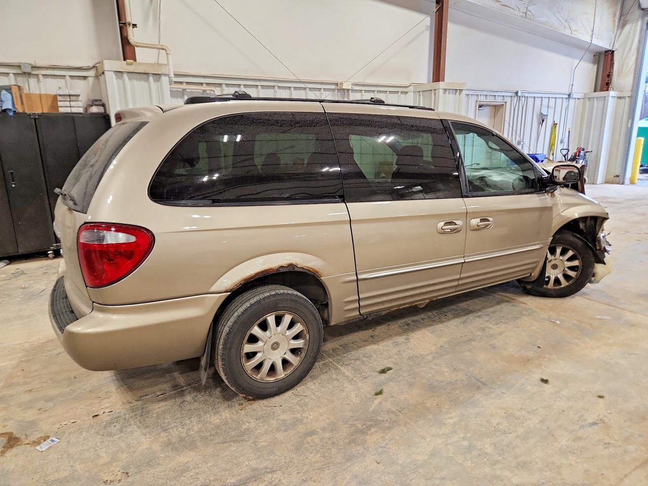 2003 Chrysler Town & Country Lxi Tan vin: 2C4GP54L13R338383
